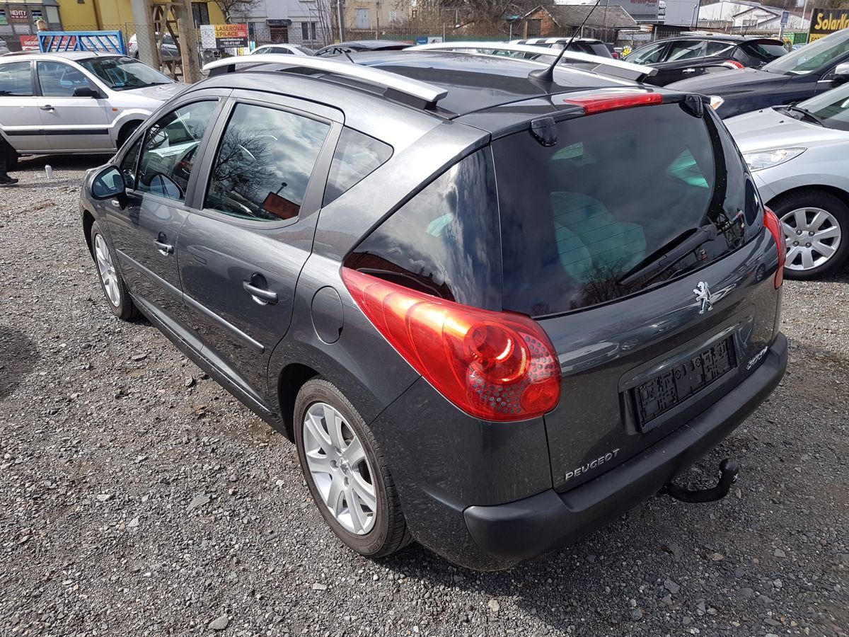 Peugeot 207, SW 1.6HDi 66KW PANORAMA - fotka 4