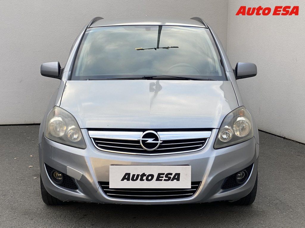 Opel Zafira, 1.7 CDTi,ČR,AC,tažné - fotka 2