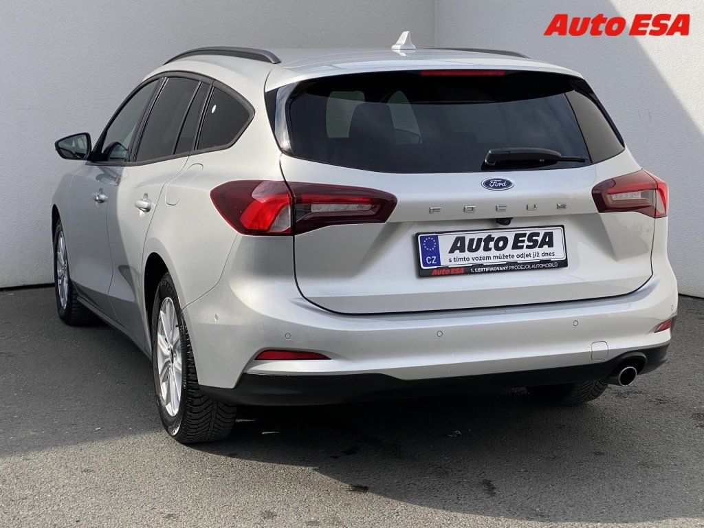 Ford Focus, 1.5 TDCi,Trend Plus,LED - fotka 6