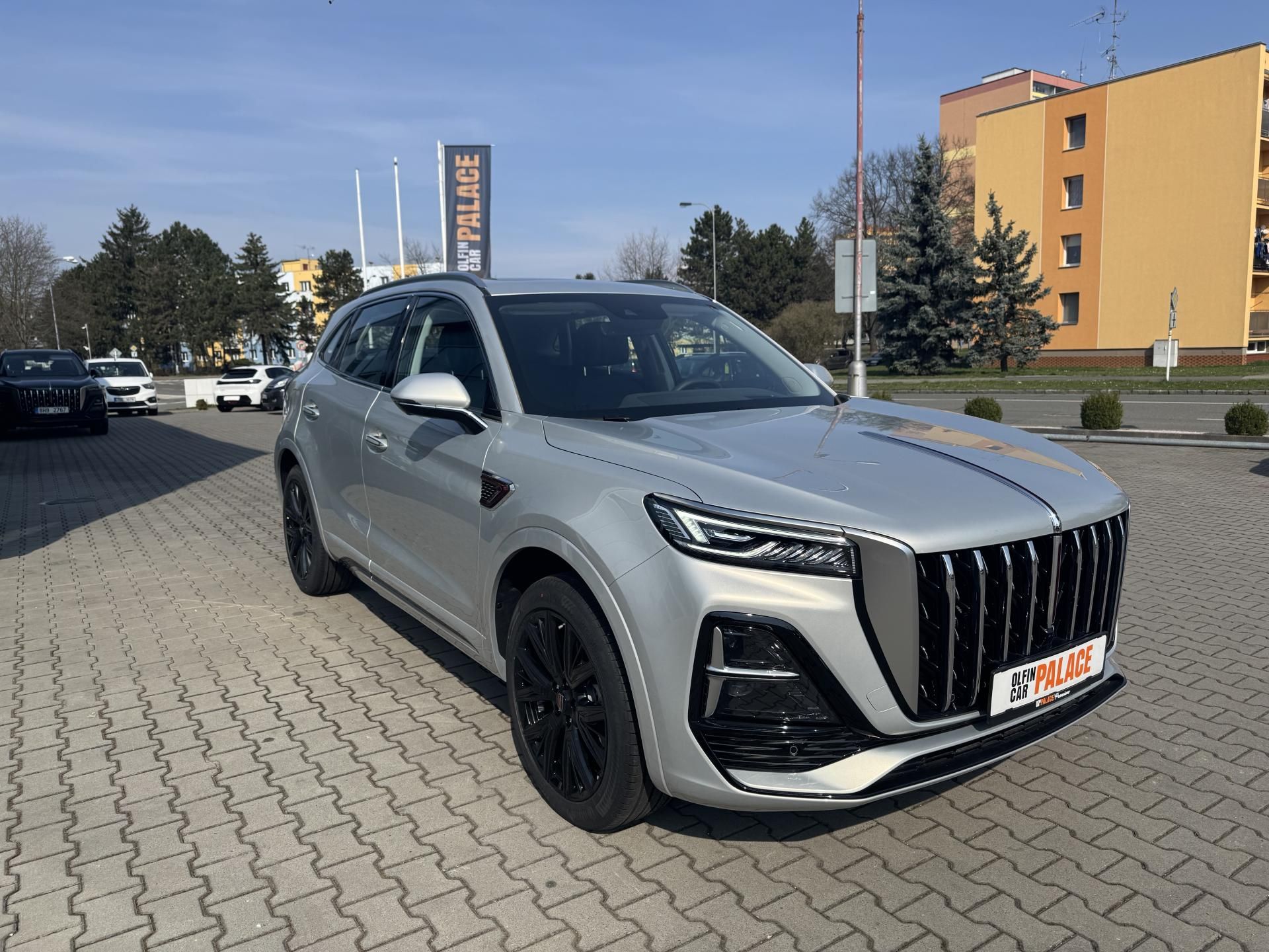 Hongqi HS5, 2.0T Executive 4WD - fotka 4