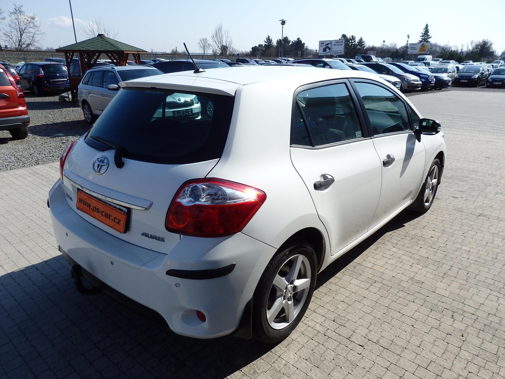 Toyota Auris, 1.6 VALVE MATIC ZÁVĚS - fotka 4