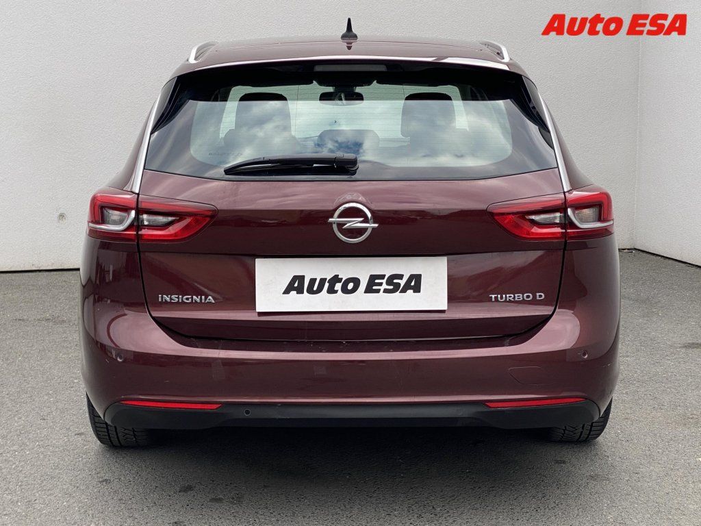 Opel Insignia, 1.6 CDTi,LED - fotka 5