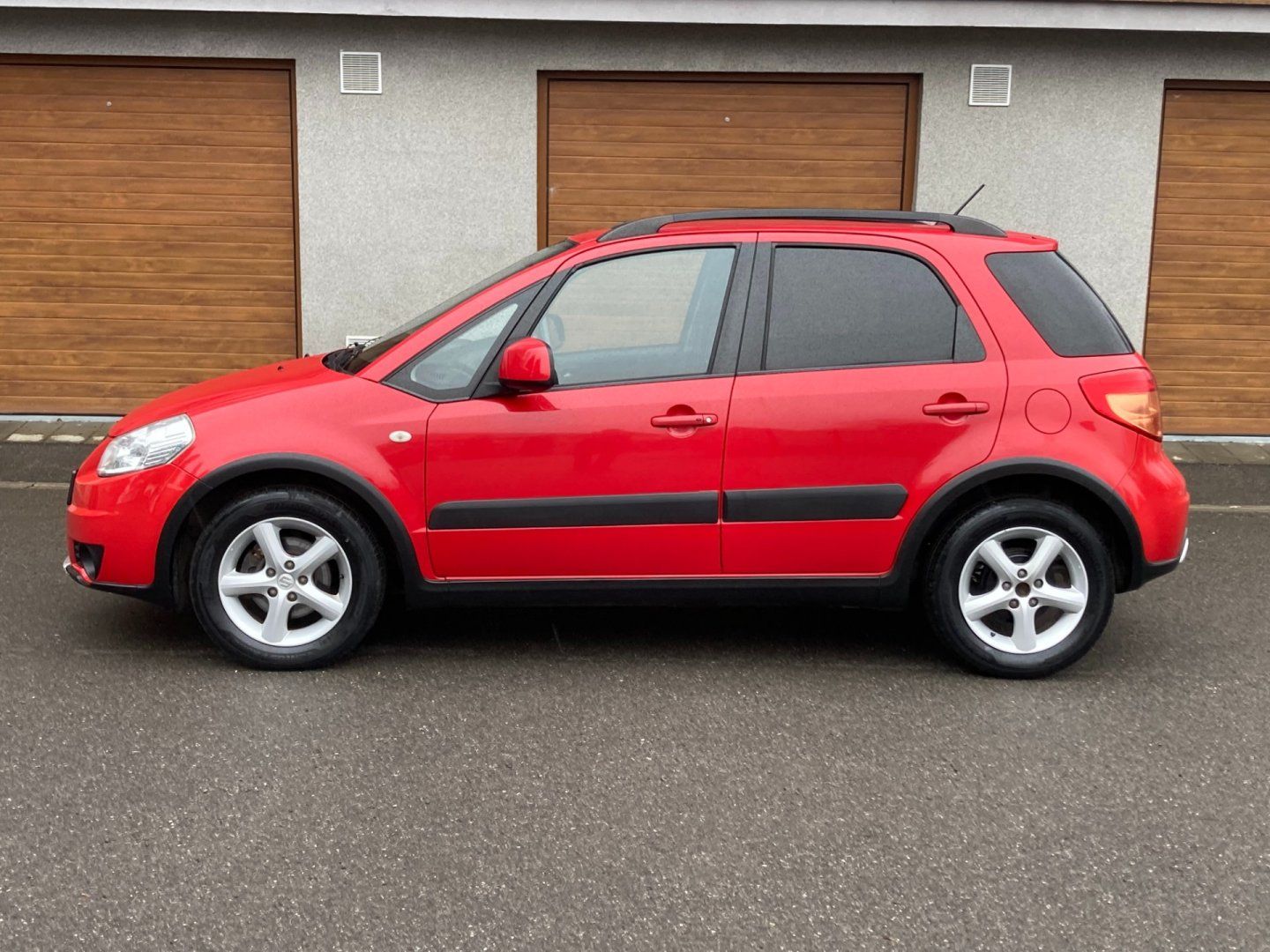 Suzuki SX4, 1,6 kW koupeno v ČR - fotka 6