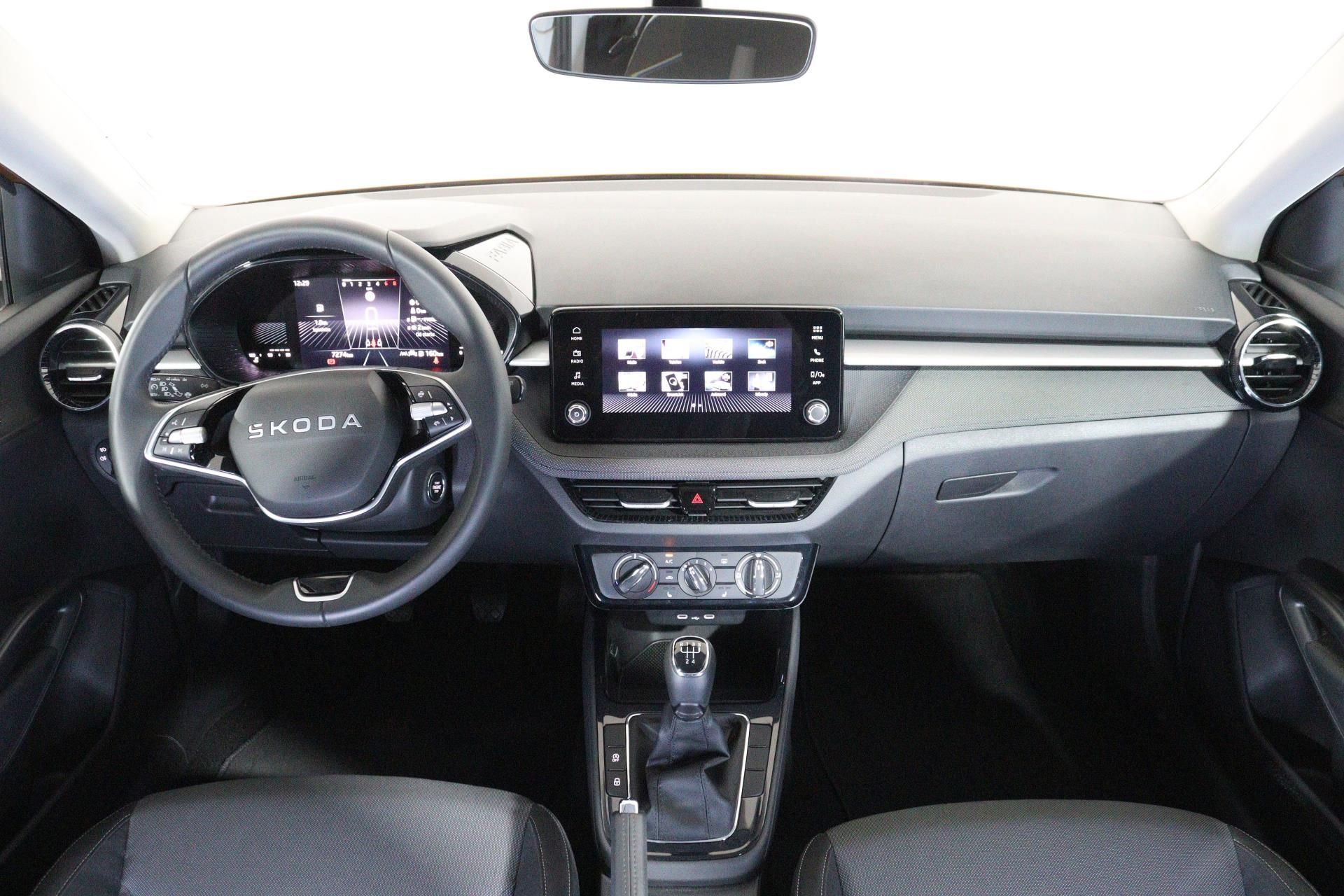 Škoda Fabia, SELECTION 1,0 MPI 59 kW - fotka 5