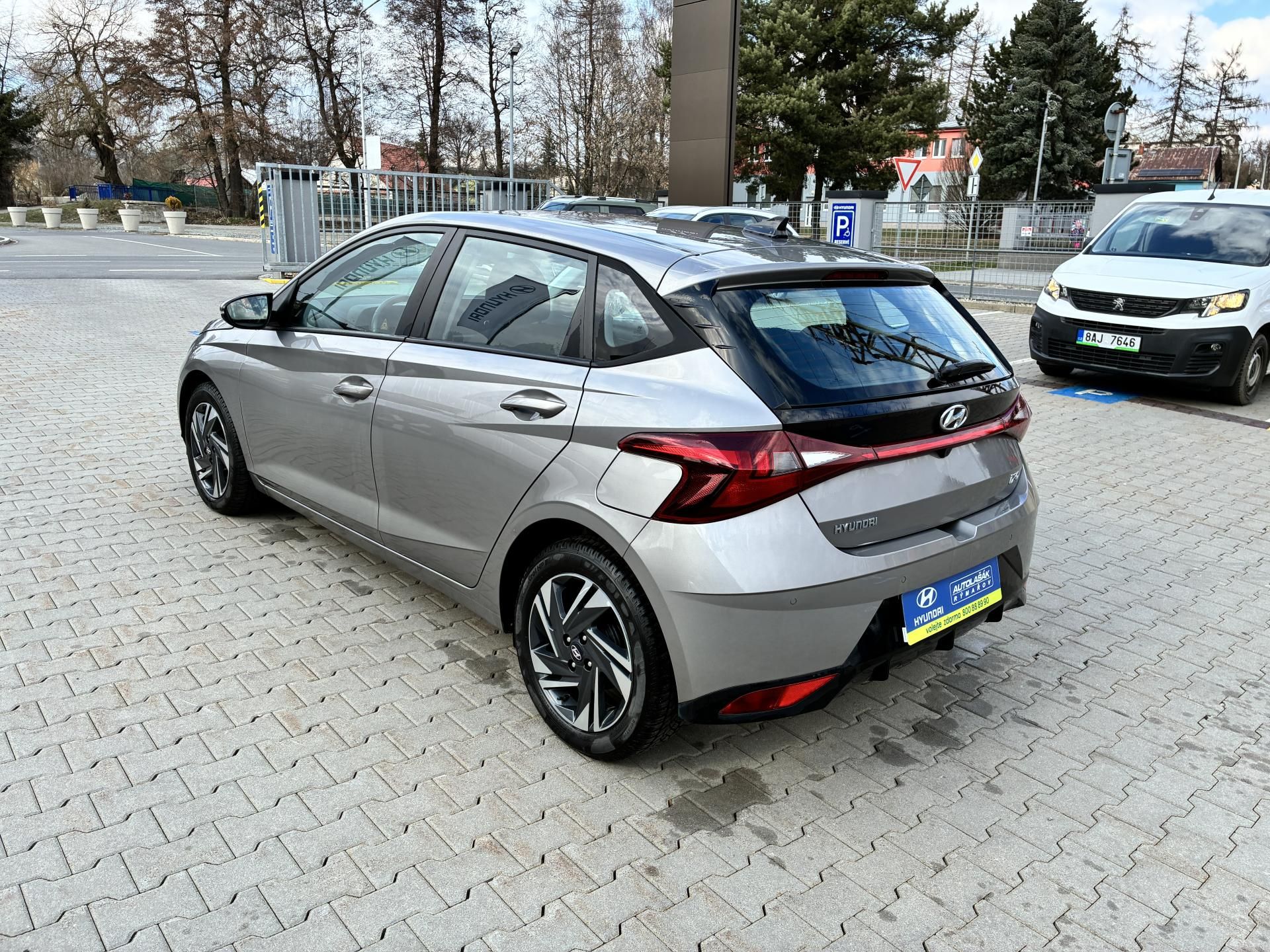 Hyundai i20, 1.0T-GDi 74kW AUTOMAT 1MAJITEL - fotka 5