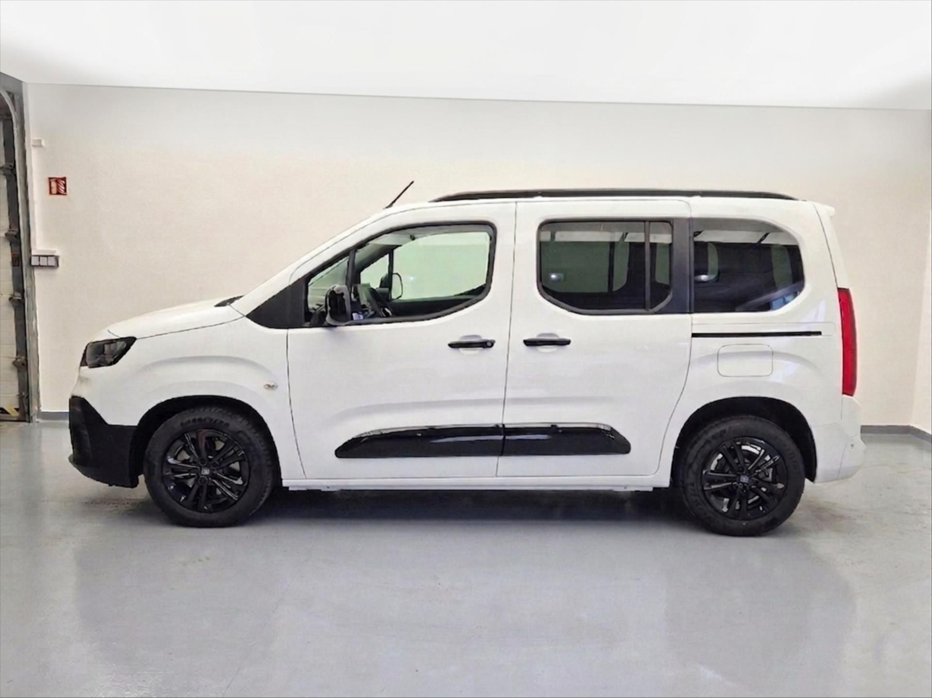 Fiat Dobló, 1.2 Panorama Turbo 81 kW (110 - fotka 4