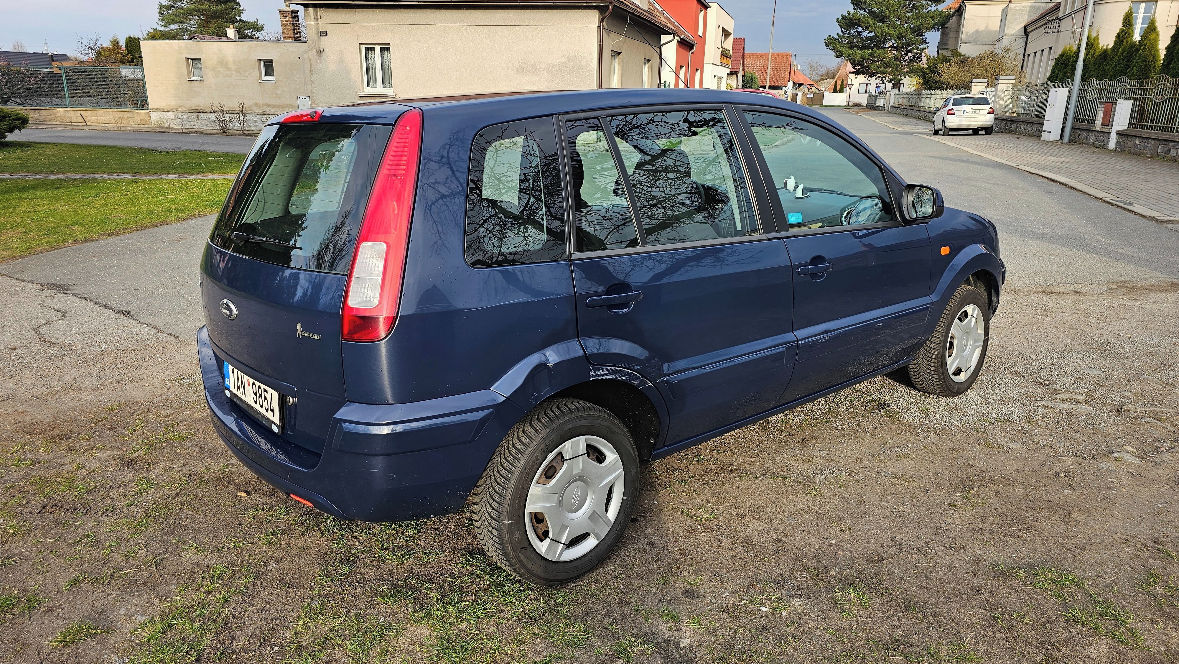 Ford Fusion, 1.4 Duratec - fotka 5