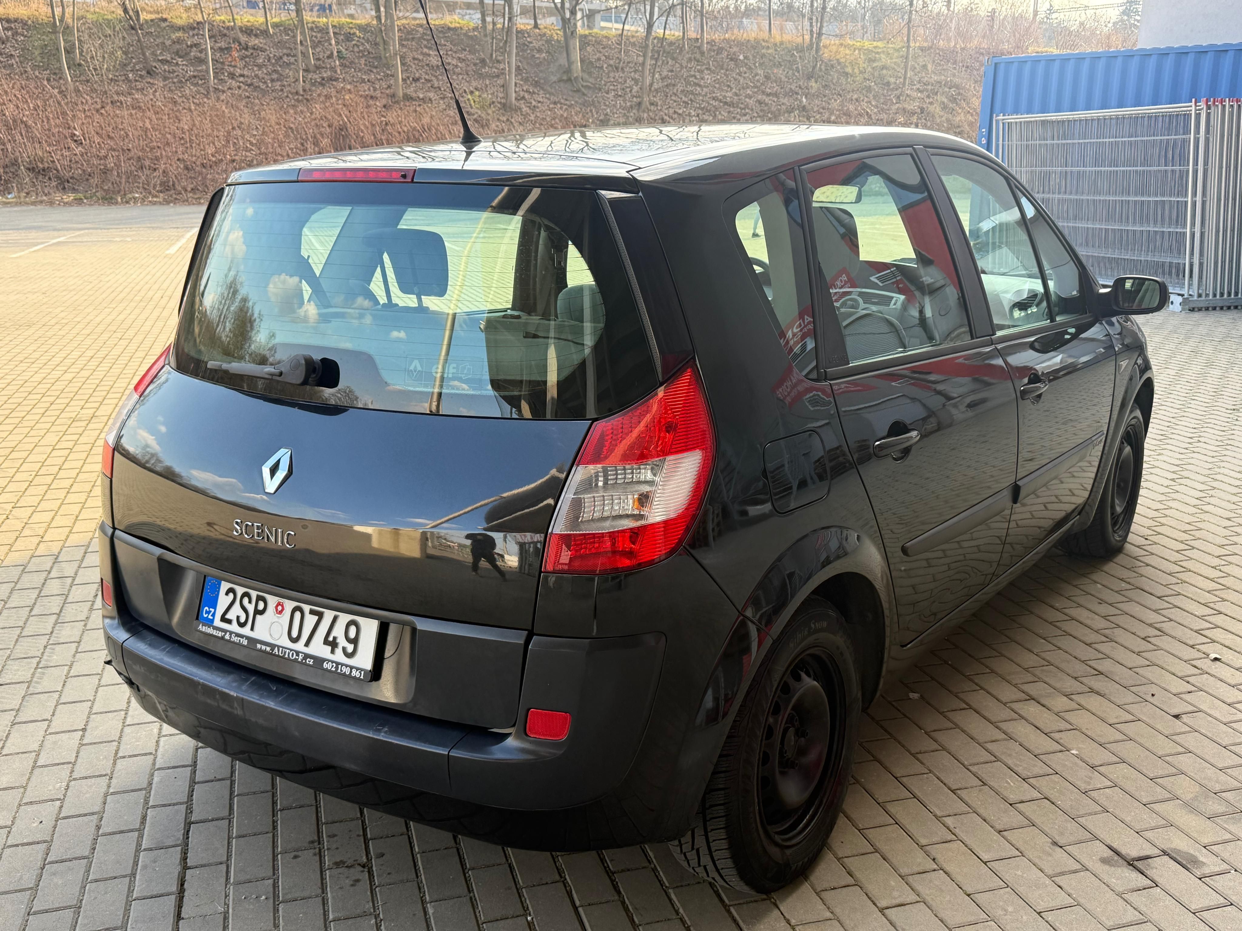 Renault Scénic, 1.6i, 82kw L+Z kola - fotka 5
