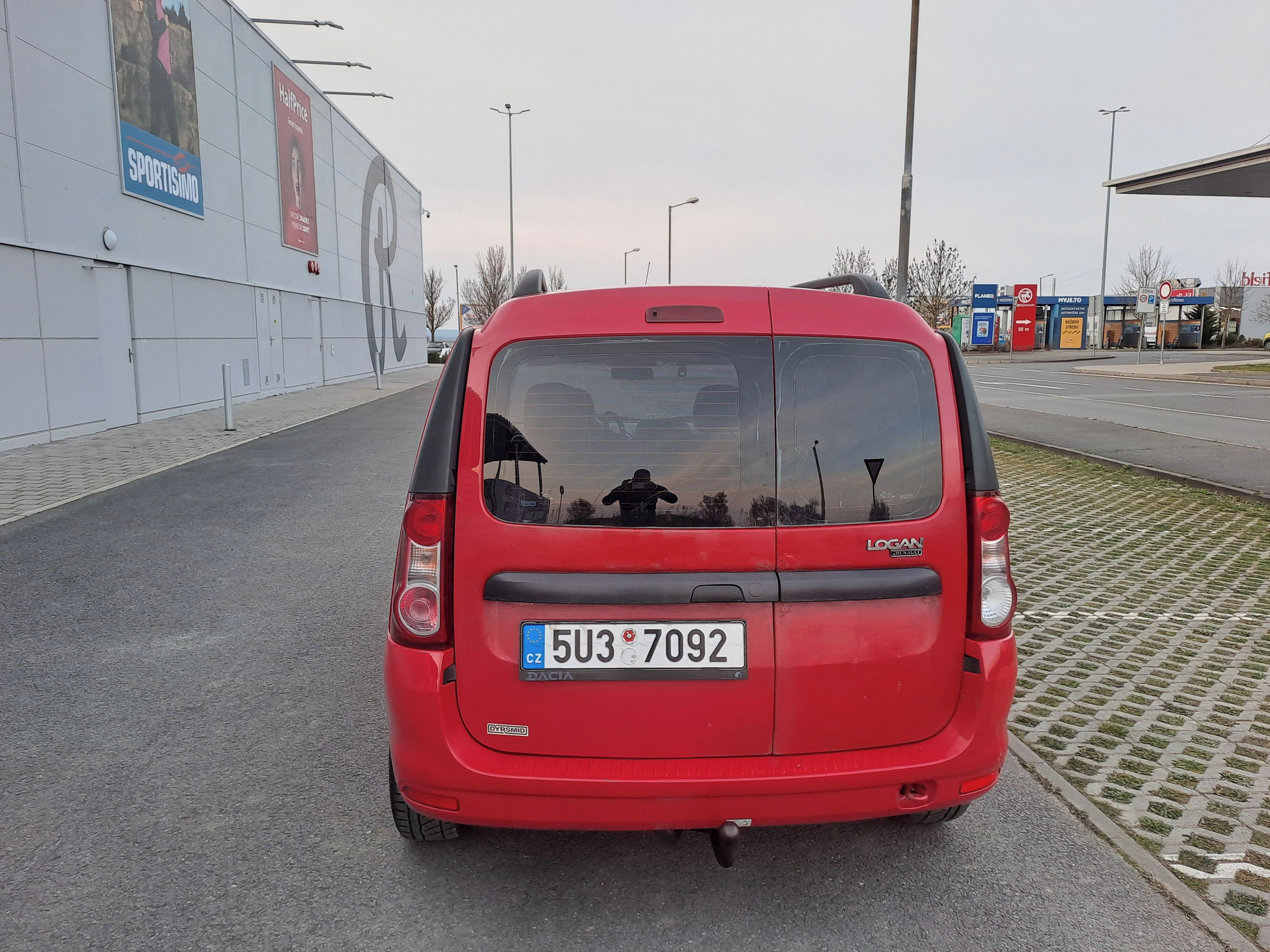 Dacia Logan, 1.5DCI 2.MAJ SPOLEHLIVÉ AUTO - fotka 6