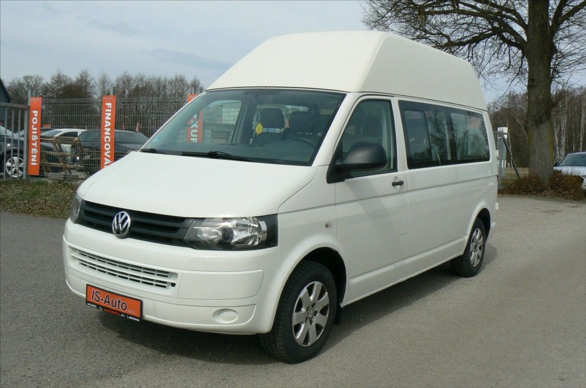 Volkswagen Transporter, 2,0 TDi-školní autobus 9 míst