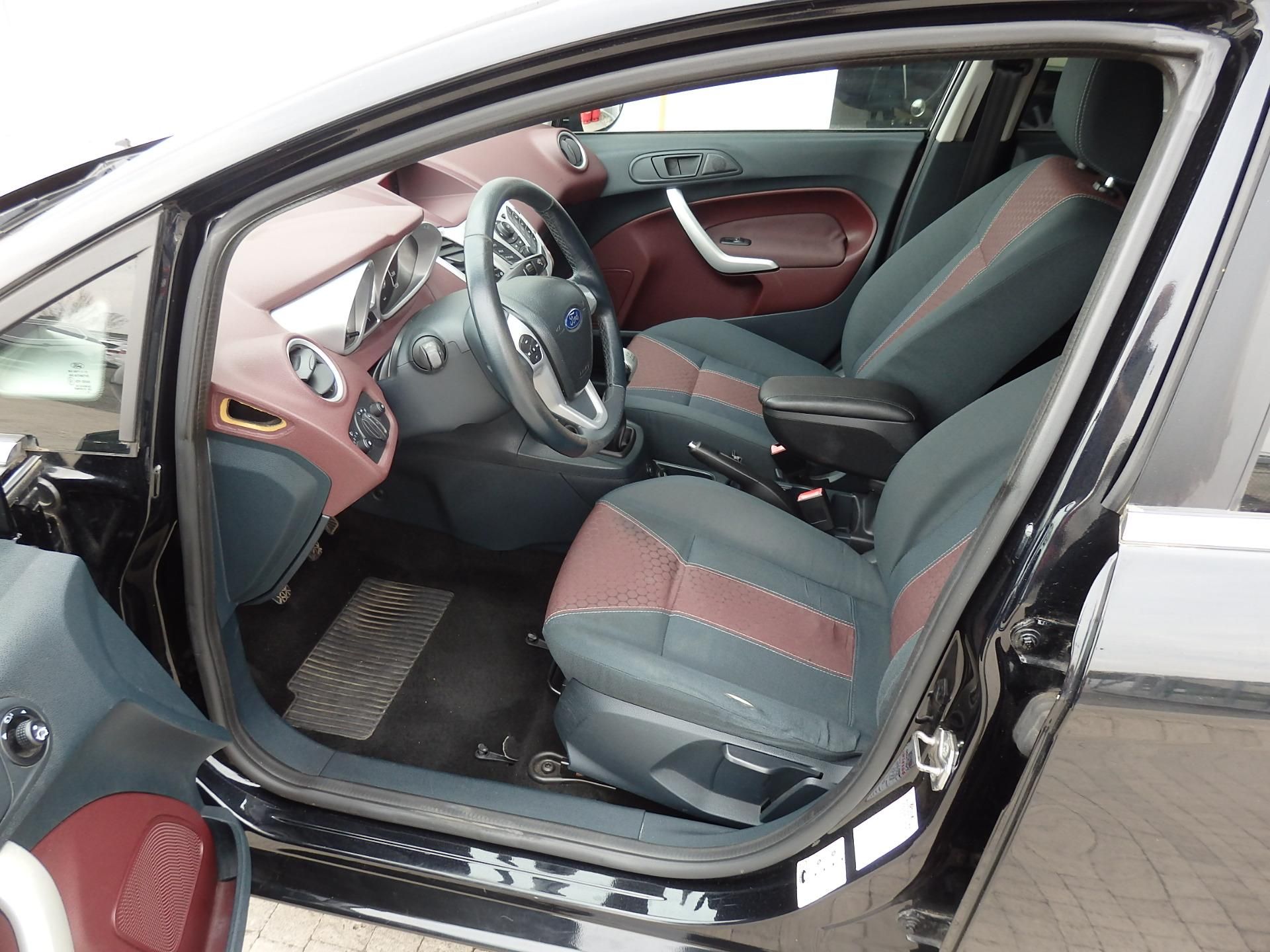 Ford Fiesta, 1.4i KLIMATIZACE,  LPG - fotka 6
