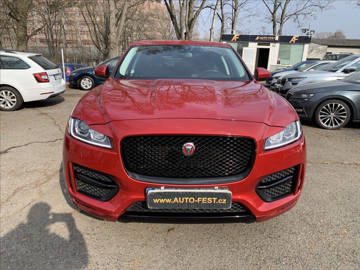 Jaguar F-Pace, 2,0 D KLIMA SERVISKA 4X4 - fotka 2