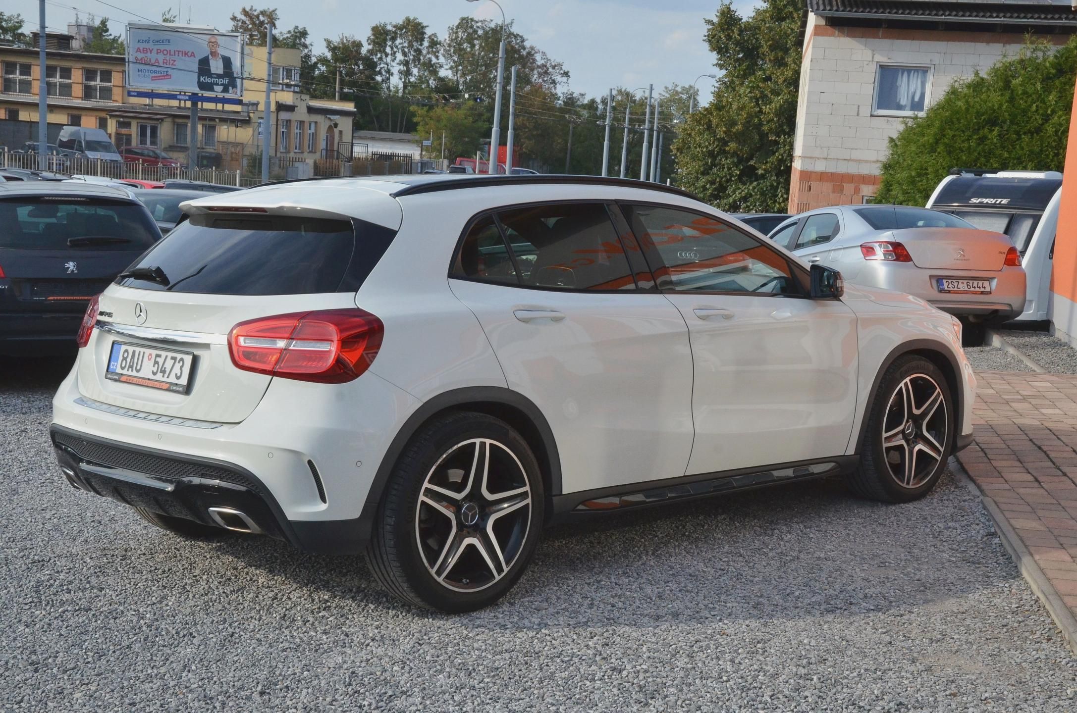 Mercedes-Benz GLA, 220d 130kW 4Matic AMG LINE /ČR - fotka 6