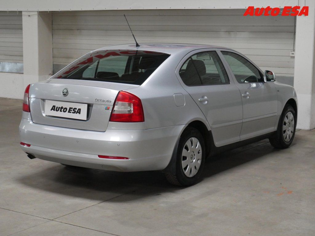 Škoda Octavia, 1.2TSI,ČR,AC,STK11/27 - fotka 4