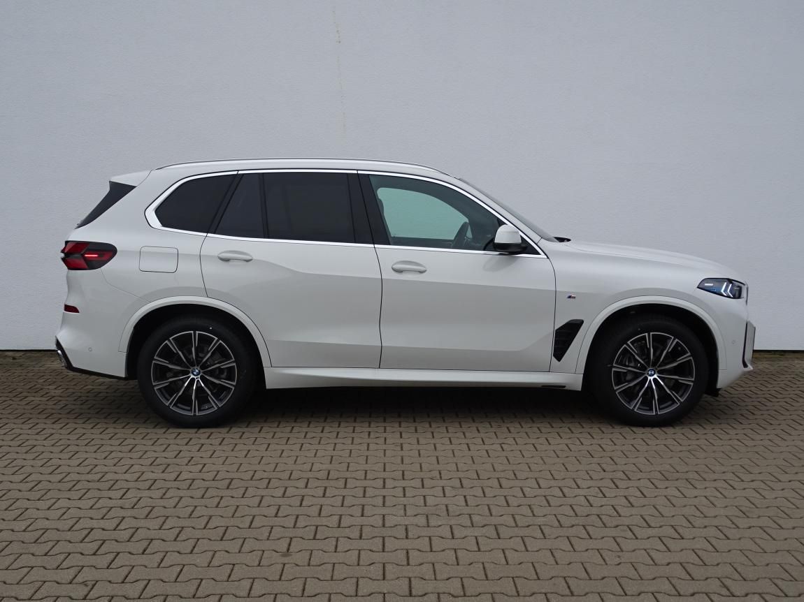 BMW X5, xDrive30d - fotka 5