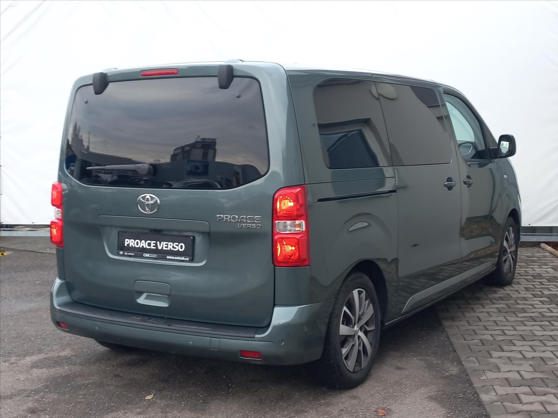 Toyota Proace Verso, 2,0 Diesel 180k A/T  L1  VIP 7 - fotka 4