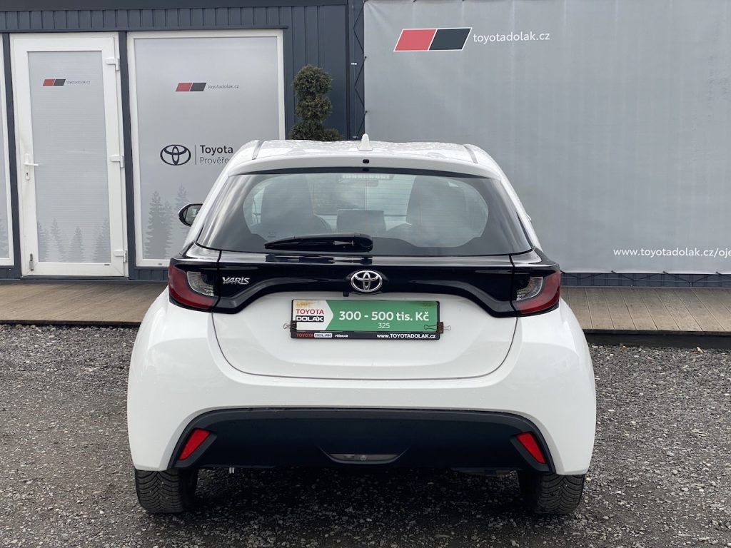 Toyota Yaris, 1.5i, ČR-1m, Comfort, automat - fotka 6