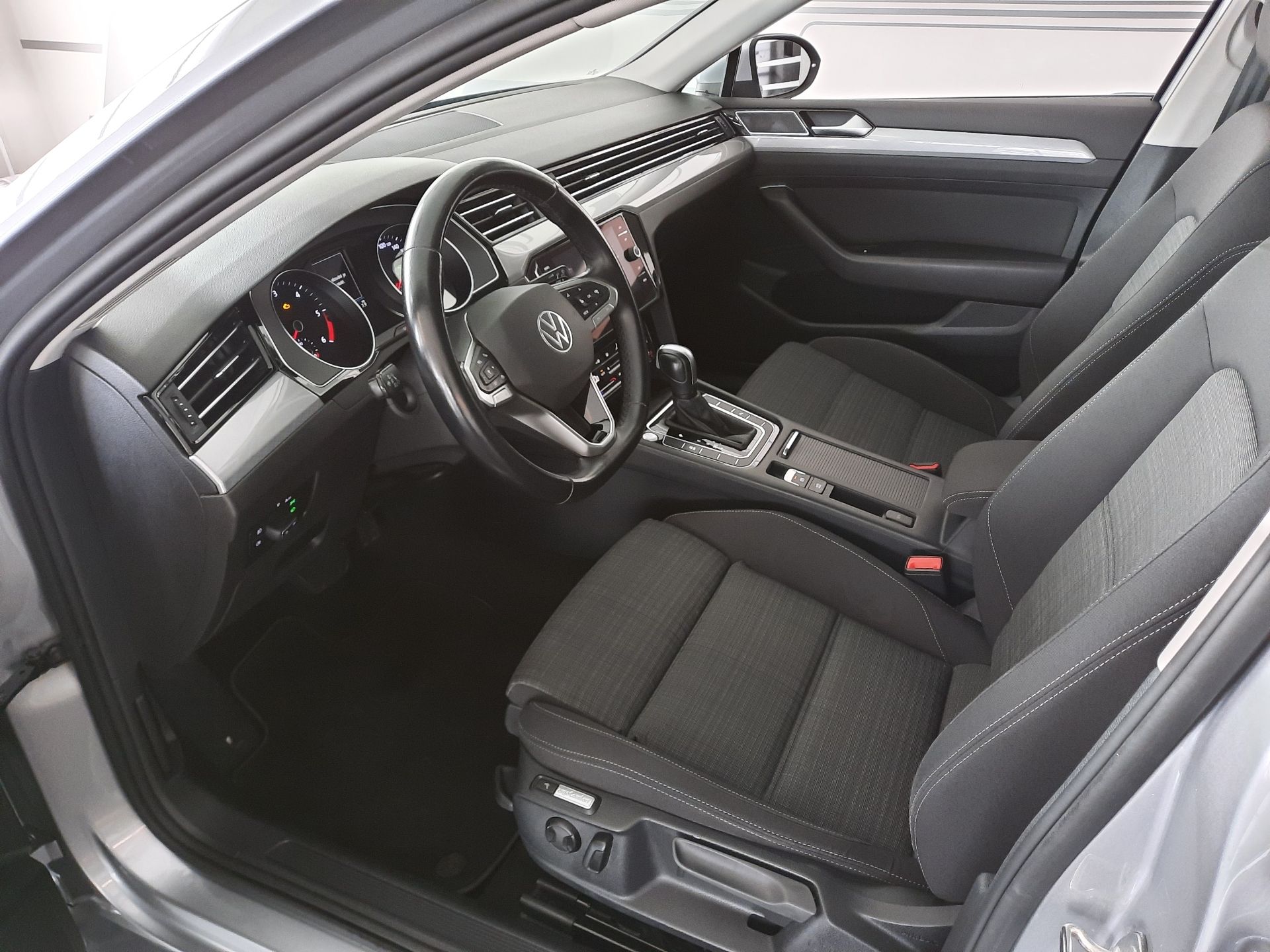 Volkswagen Passat Variant, 2.0 TDI (110kW/150k) DSG, Busi - fotka 6