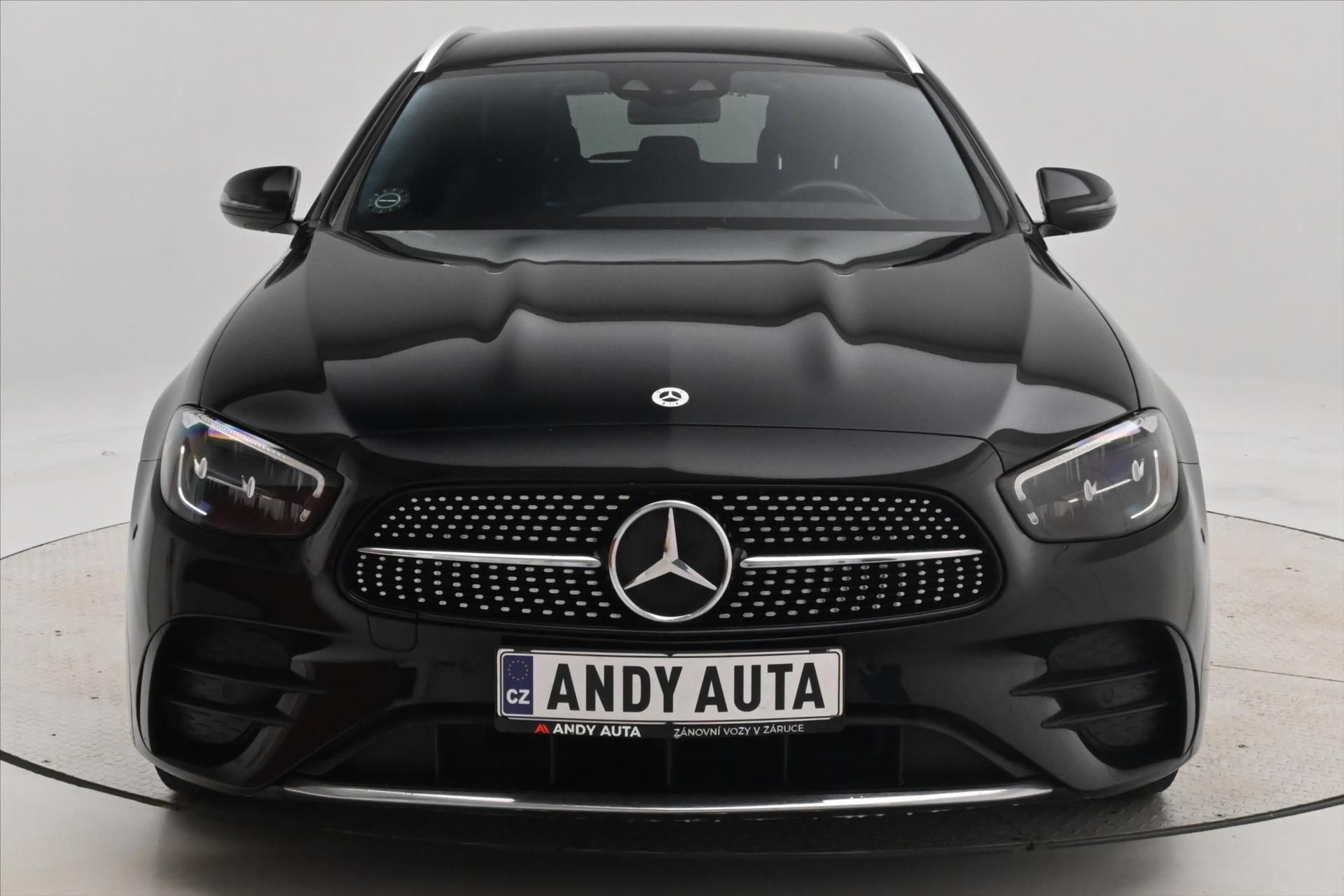 Mercedes-Benz Třídy E, 2,0 220D 147kW 9G-TRONIC Záruk - fotka 2