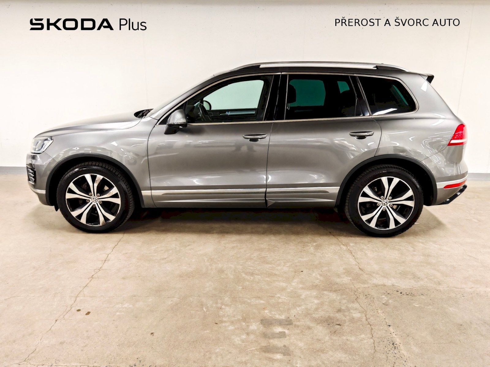 Volkswagen Touareg, 3.0 TDI 193 kW DSG R-line - fotka 3