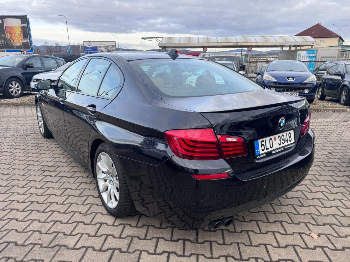 BMW Řada 5, 530D XDRIVE 3,0 190 KW KM F10 - fotka 3