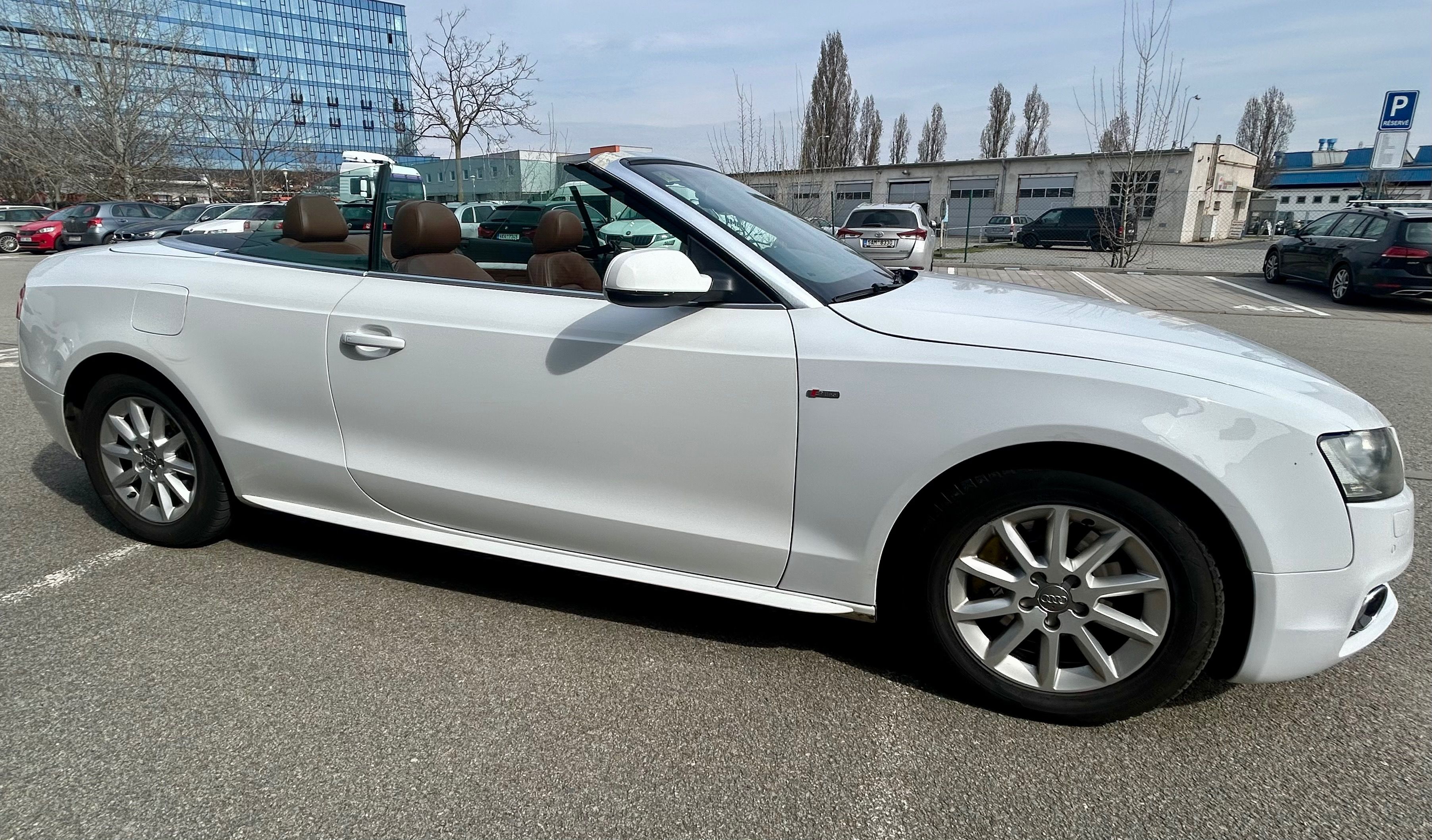 Audi A5, 3.0TDi QUATTRO S-LINE B&O - fotka 6
