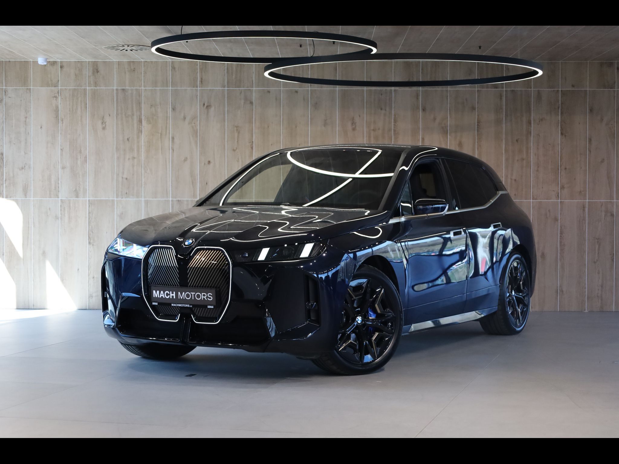 BMW iX, xDrive60, Masáž, Ventilace