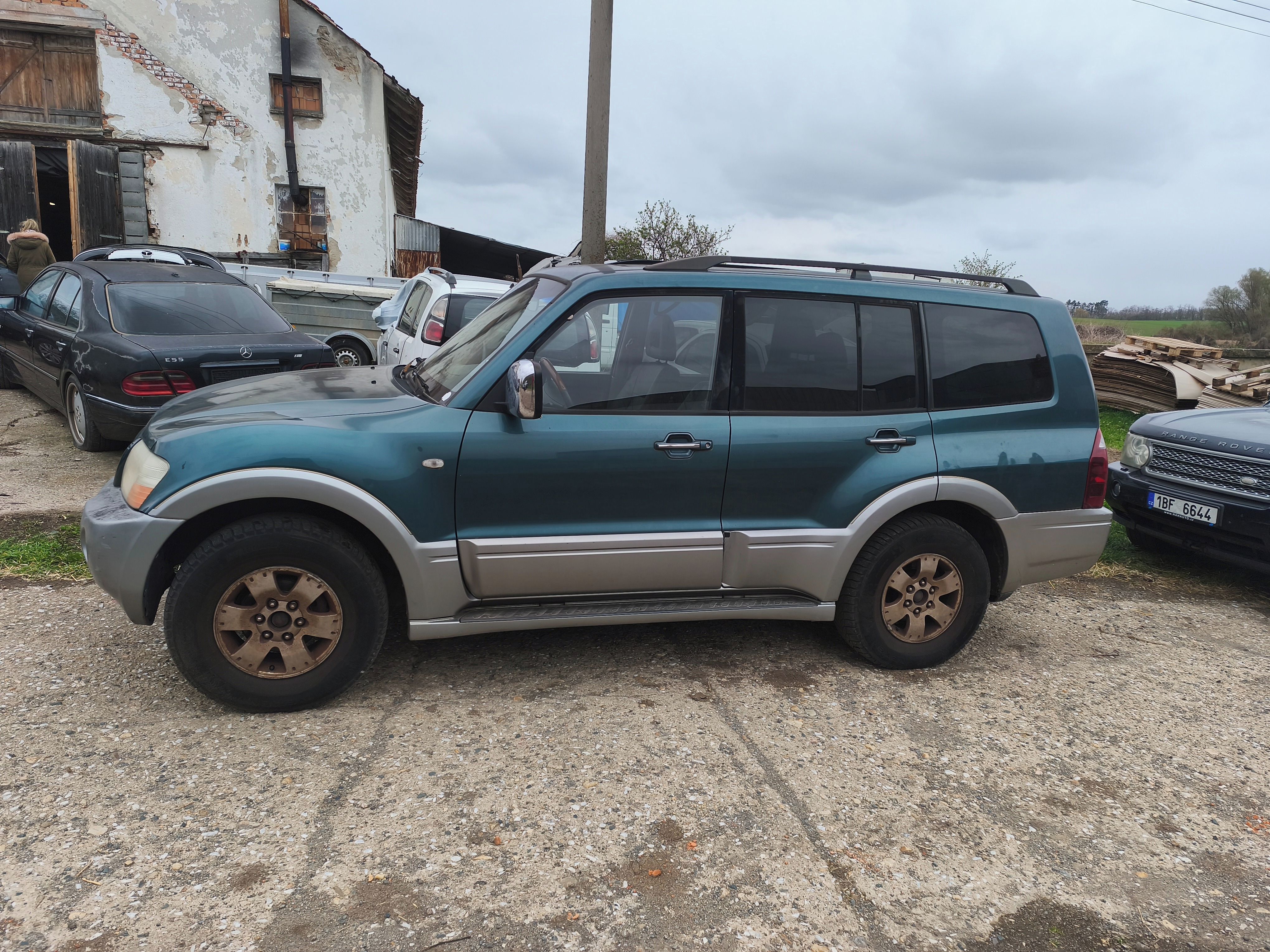 Mitsubishi Pajero, 3.2 DiD AUTOMAT, BEZ KOROZE - fotka 3