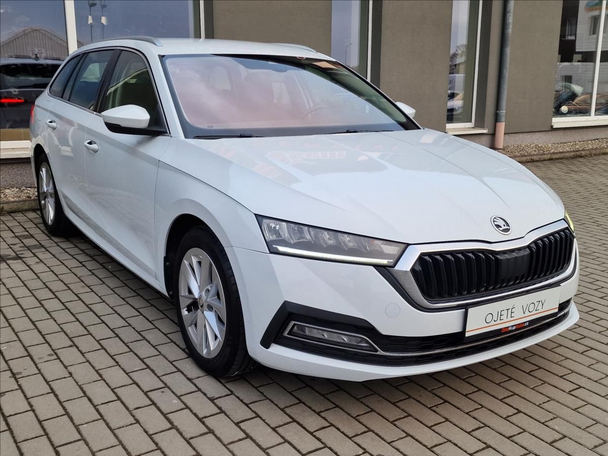 Škoda Octavia, 2.0TDI DSG Style,ČR,1.Majitel - fotka 3