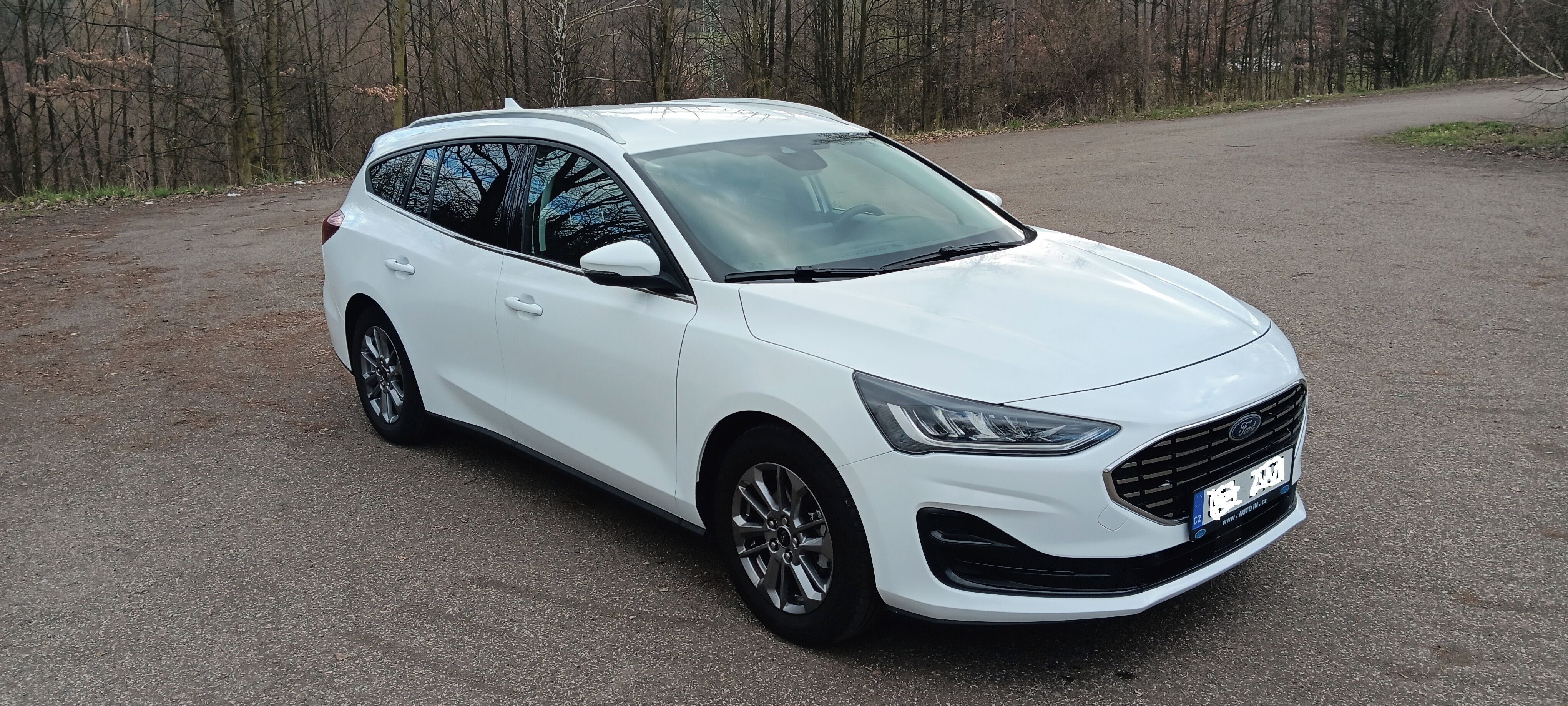 Ford Focus, 1.0 EB 114KW,Titanium.1.maj ČR - fotka 3