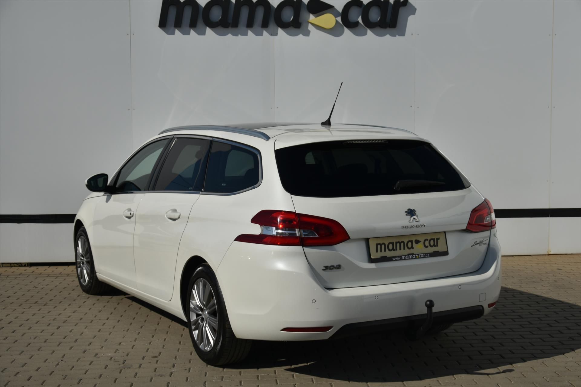 Peugeot 308, SW 1.5HDI 96kW LED PANORAMA ČR - fotka 5