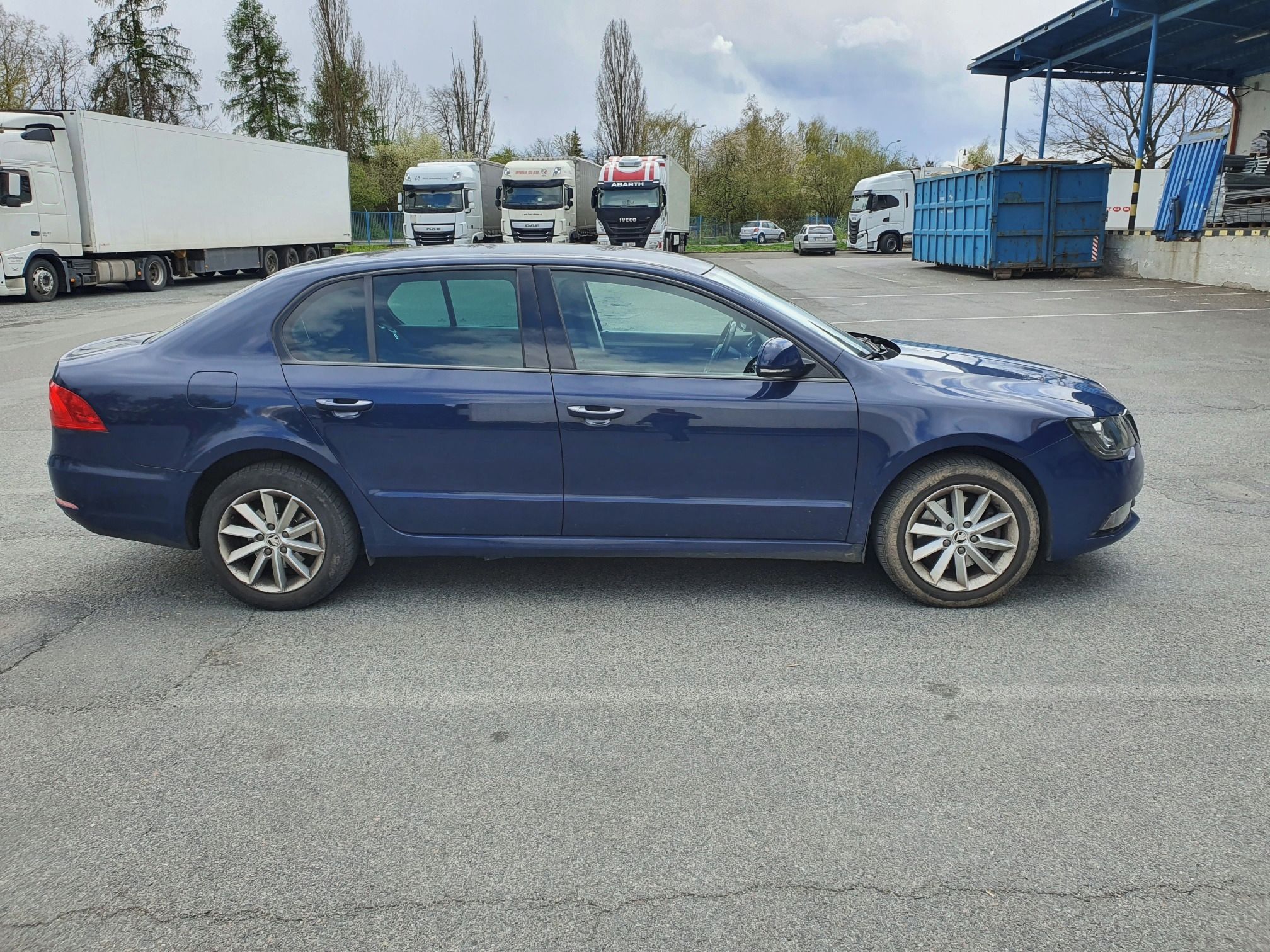 Škoda Superb, 2.0TDi 103kW NOVÉ ČR - fotka 4