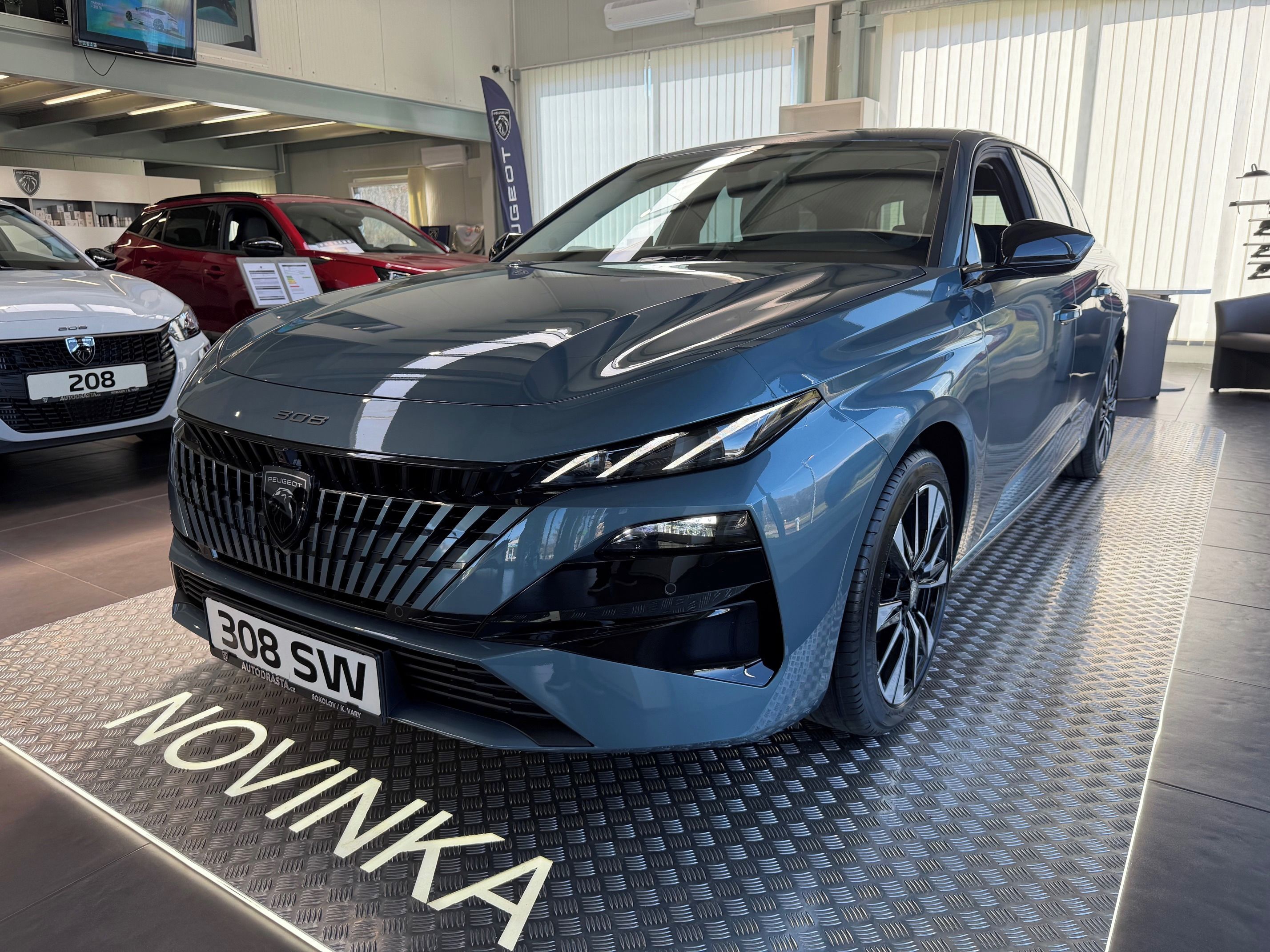 Peugeot 308, SW ALLURE Hybrid 145 e-DCS6