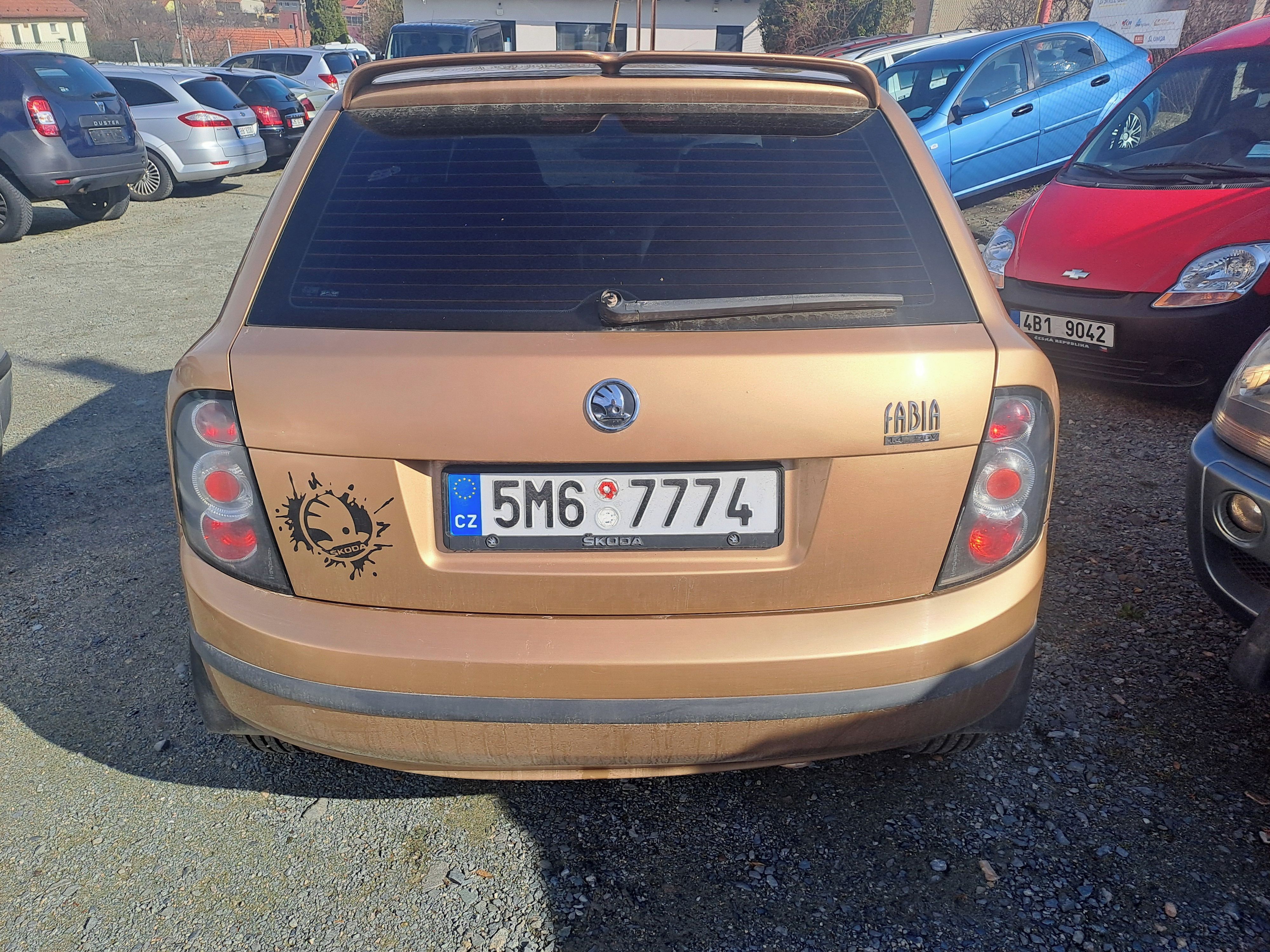 Škoda Fabia, 1,4 16V 55KW SERVISOVANÁ - fotka 6