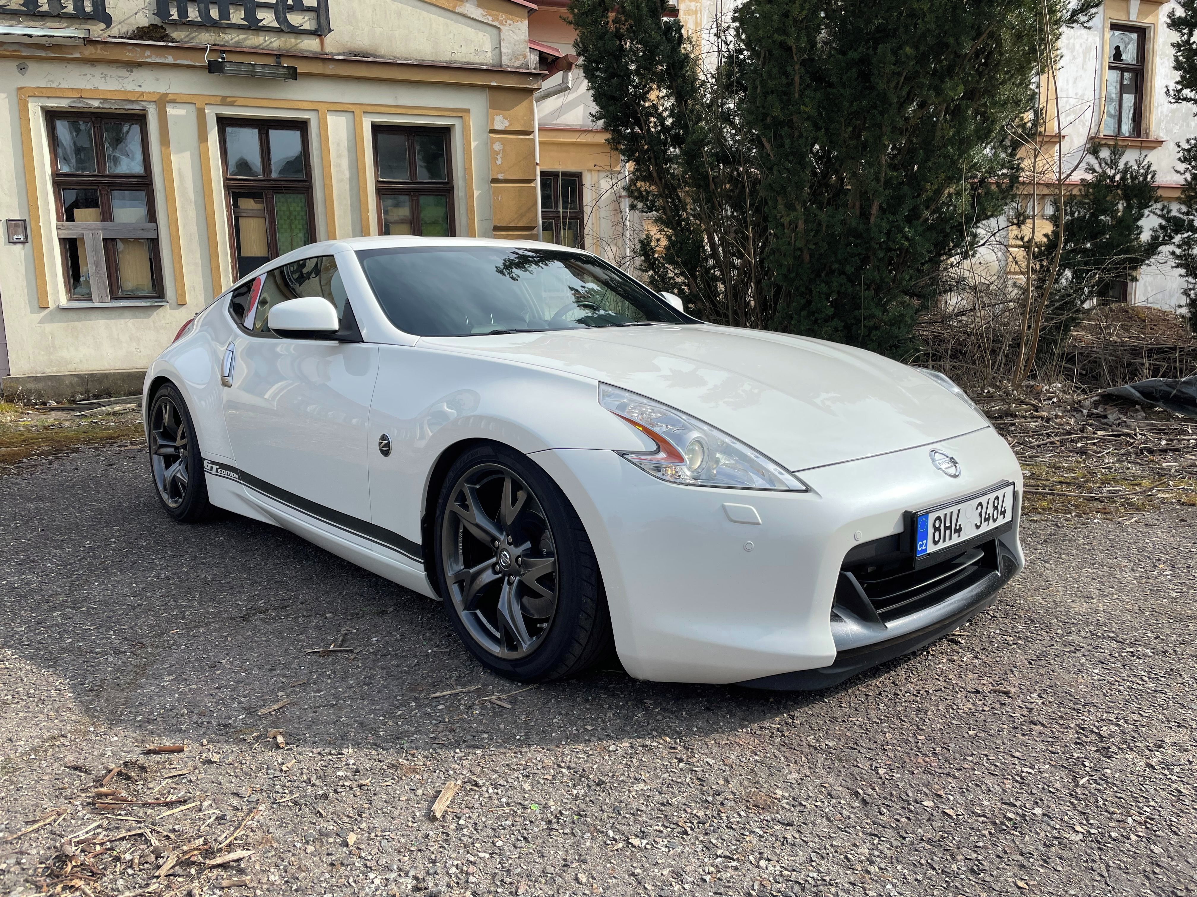Nissan 370 Z, 3,7 GT EDITION - fotka 2