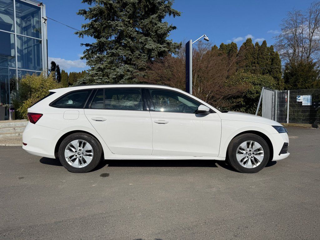 Škoda Octavia, 2,0TDi 85kW KOMBI - fotka 6