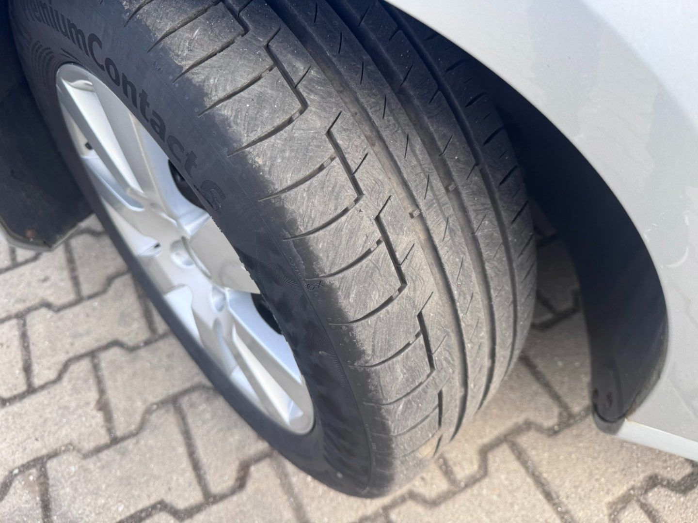 Volkswagen Passat, 1,6 TDI 77 KW KOLA STK - fotka 2