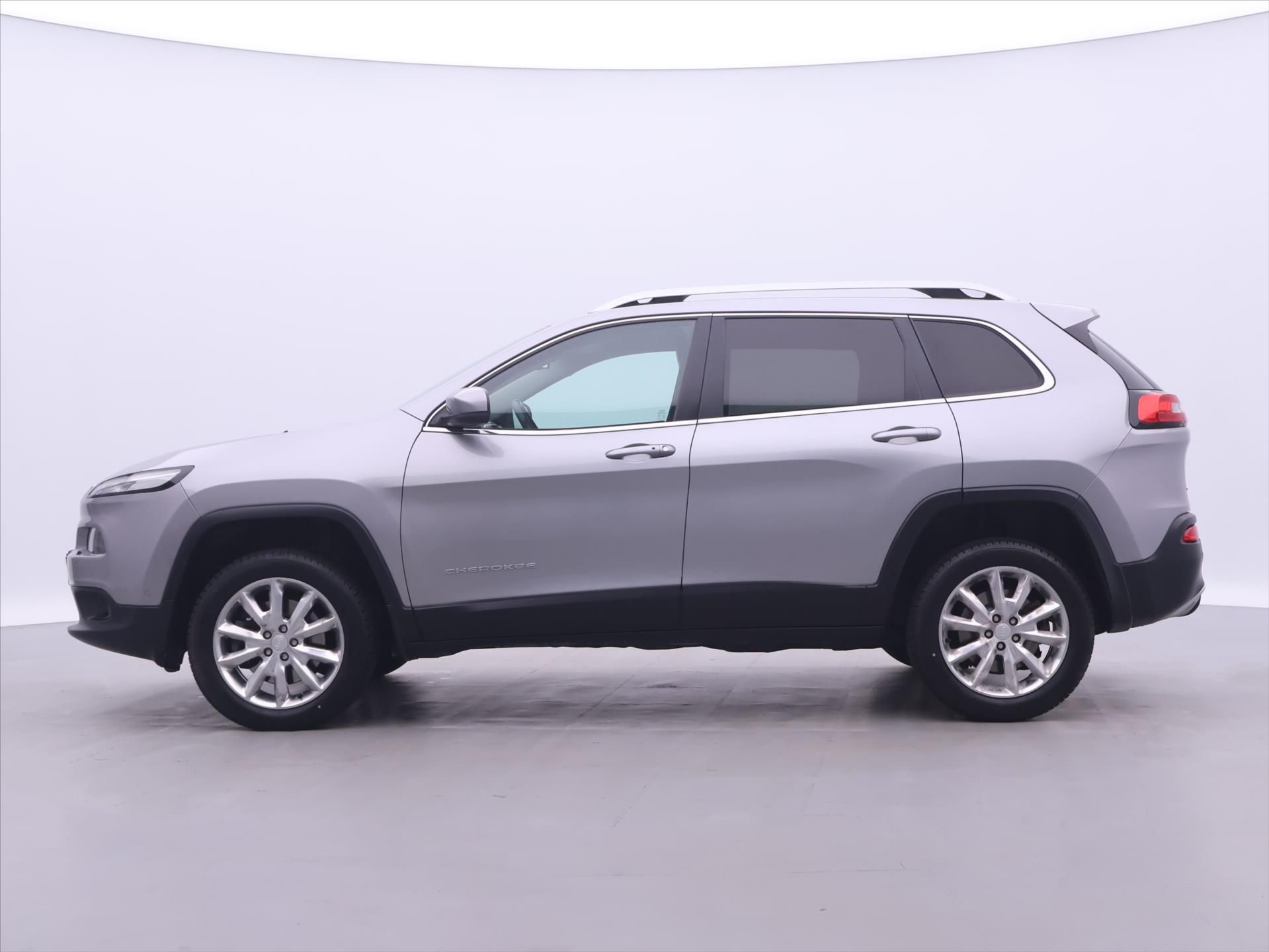 Jeep Cherokee, 2,2 M-Jet 147kW Aut. AWD DPH - fotka 4