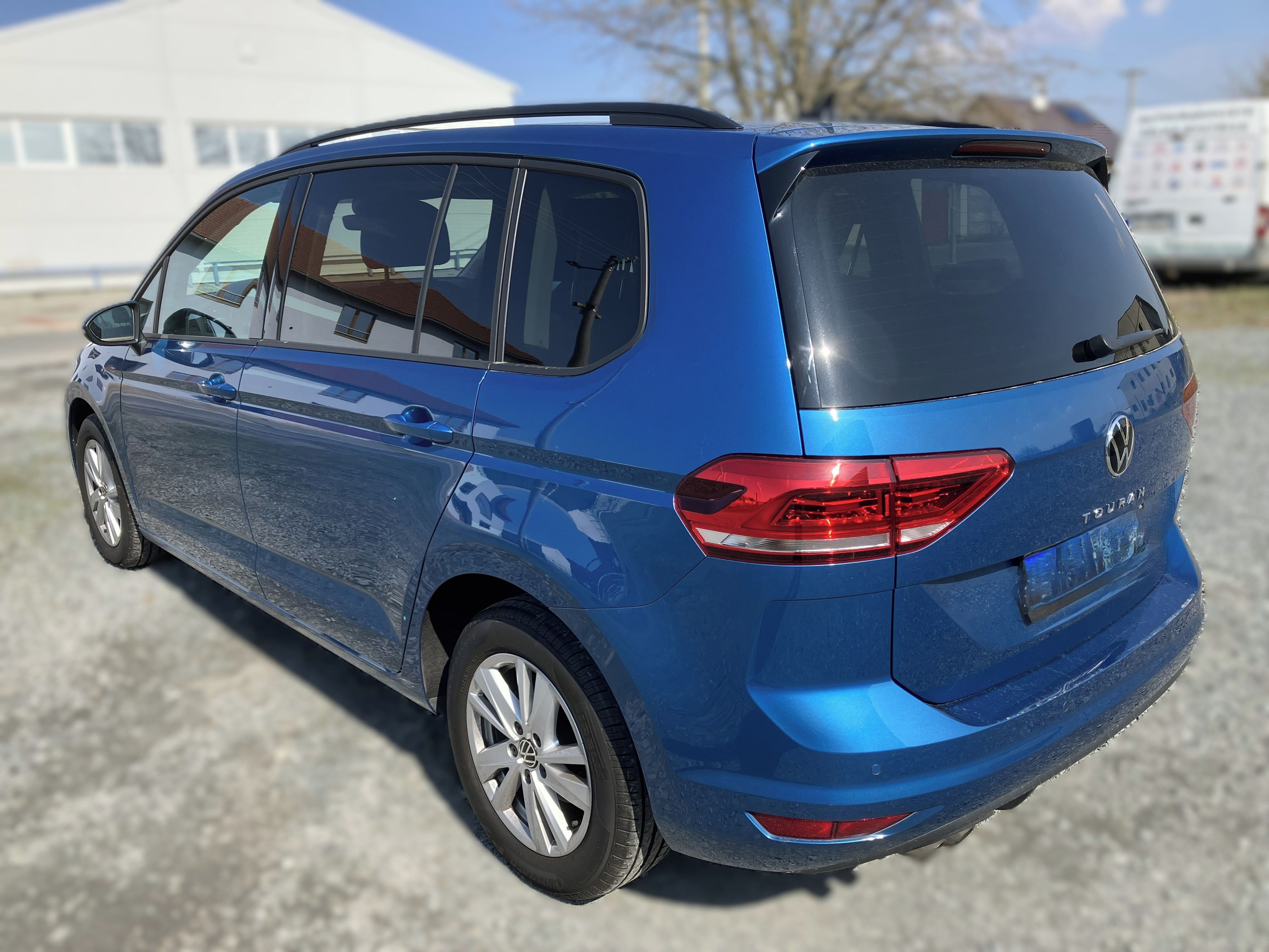 Volkswagen Touran, 2.0 TDI - Panorama, Webasto - fotka 3