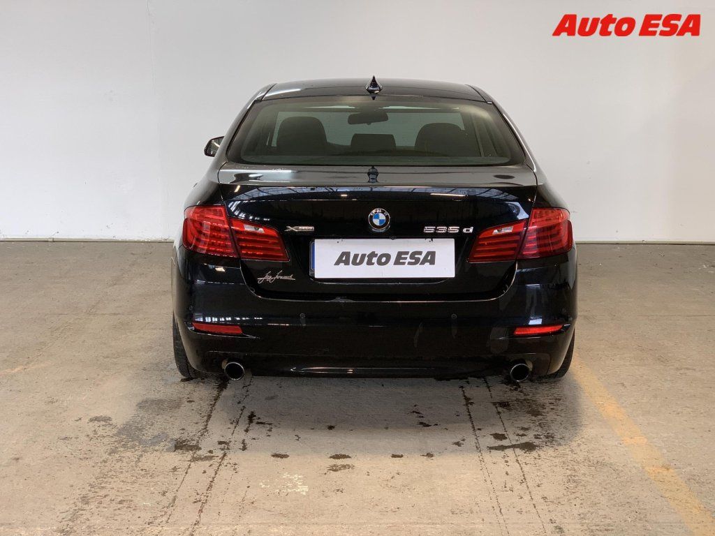 BMW Řada 5, 3.0D 535d xDrive,AT,navi - fotka 5