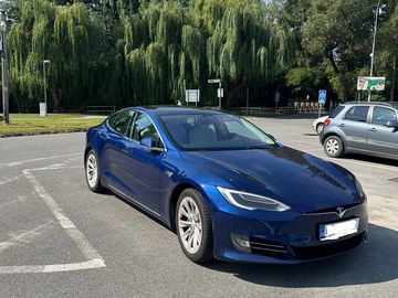 100D, 650hp, 3.7sec/100kmh