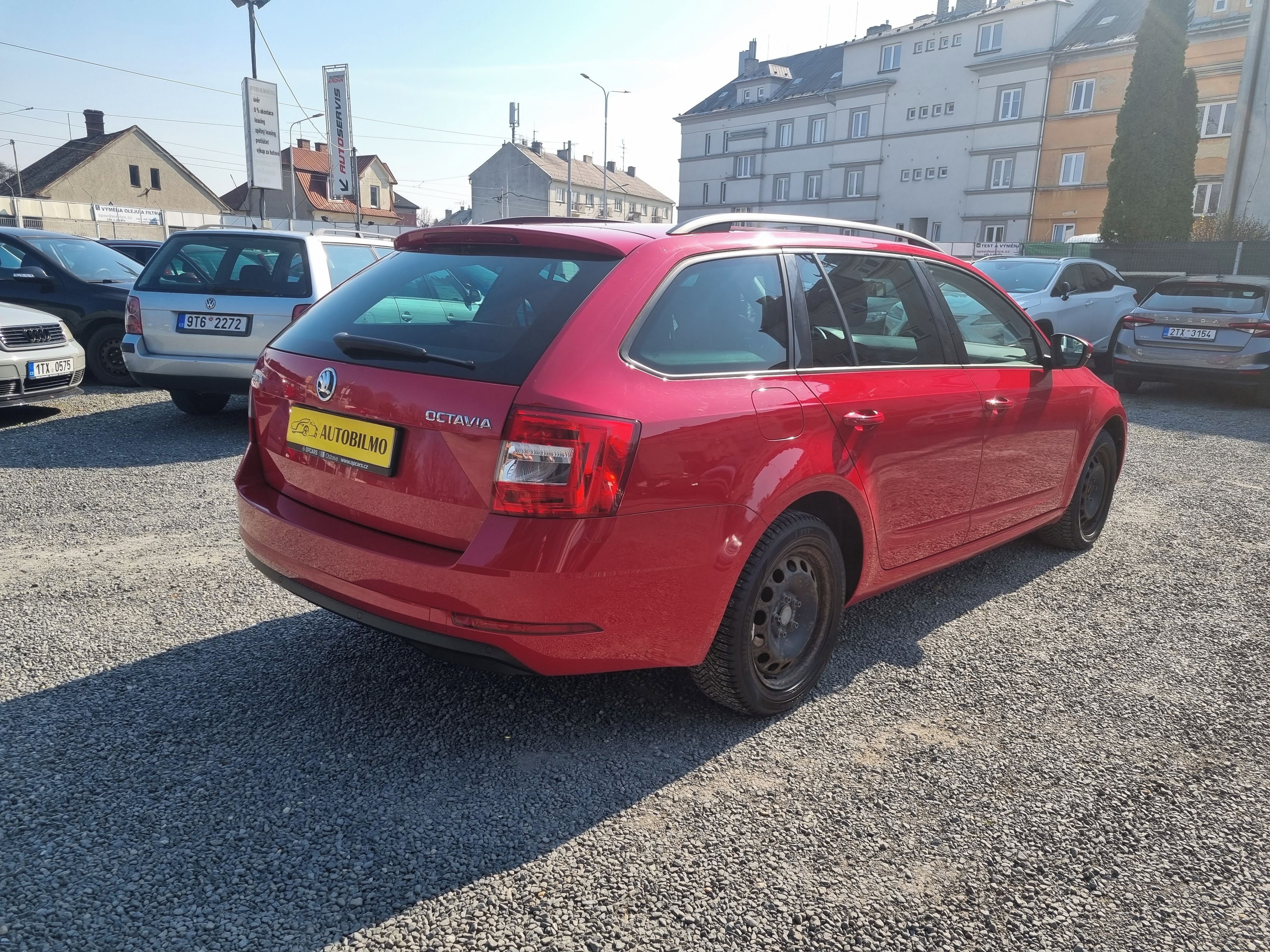 Škoda Octavia, 1.0 85KW Ambiente plus - fotka 4