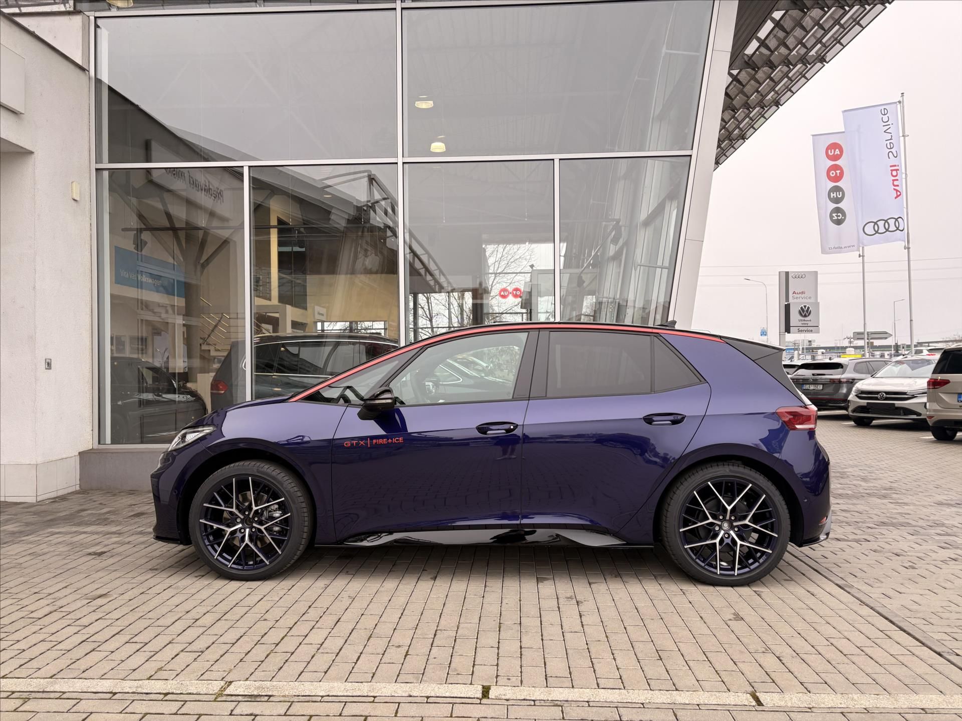 Volkswagen ID.3, Performance FIRE+ICE 240 kW  G - fotka 4