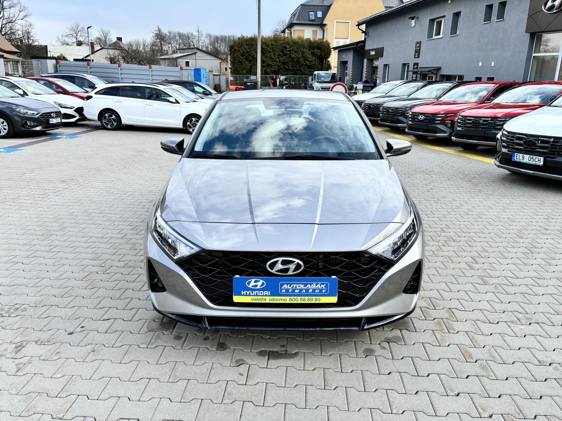 Hyundai i20, 1.0T-GDi 74kW AUTOMAT 1MAJITEL - fotka 2