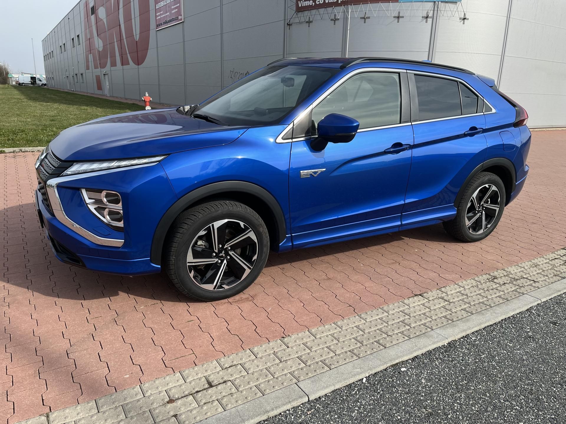 Mitsubishi Eclipse Cross, 2.4 PHEV 4x4 - fotka 2