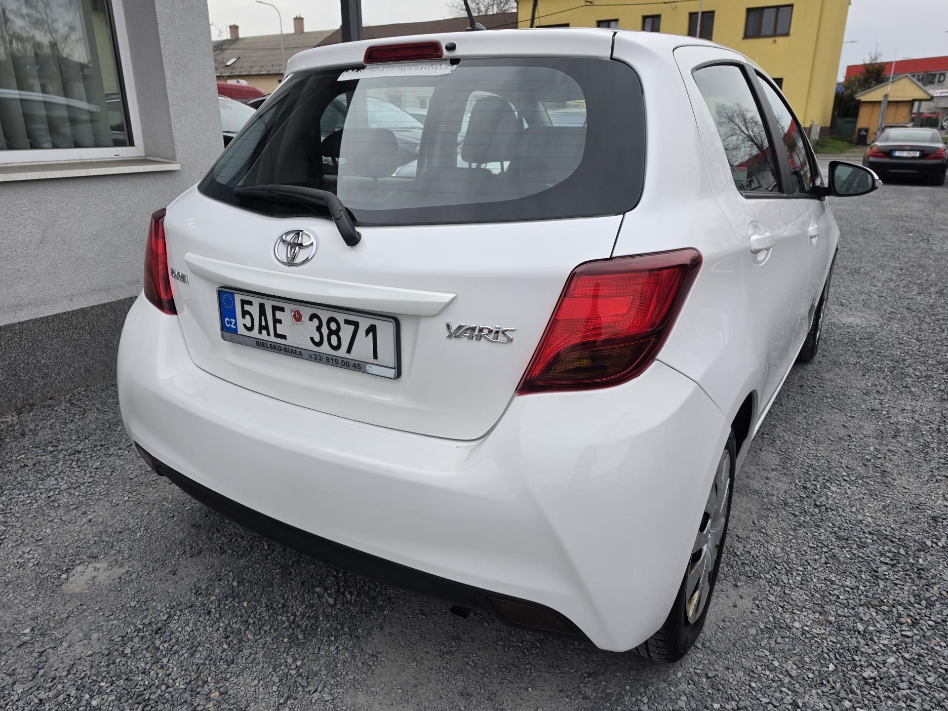 Toyota Yaris, 1.0 VVTi Klimatizace - fotka 4