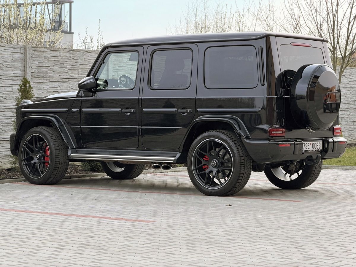 Mercedes-Benz Třídy G, 63 AMG MANUFAKTUR - fotka 3