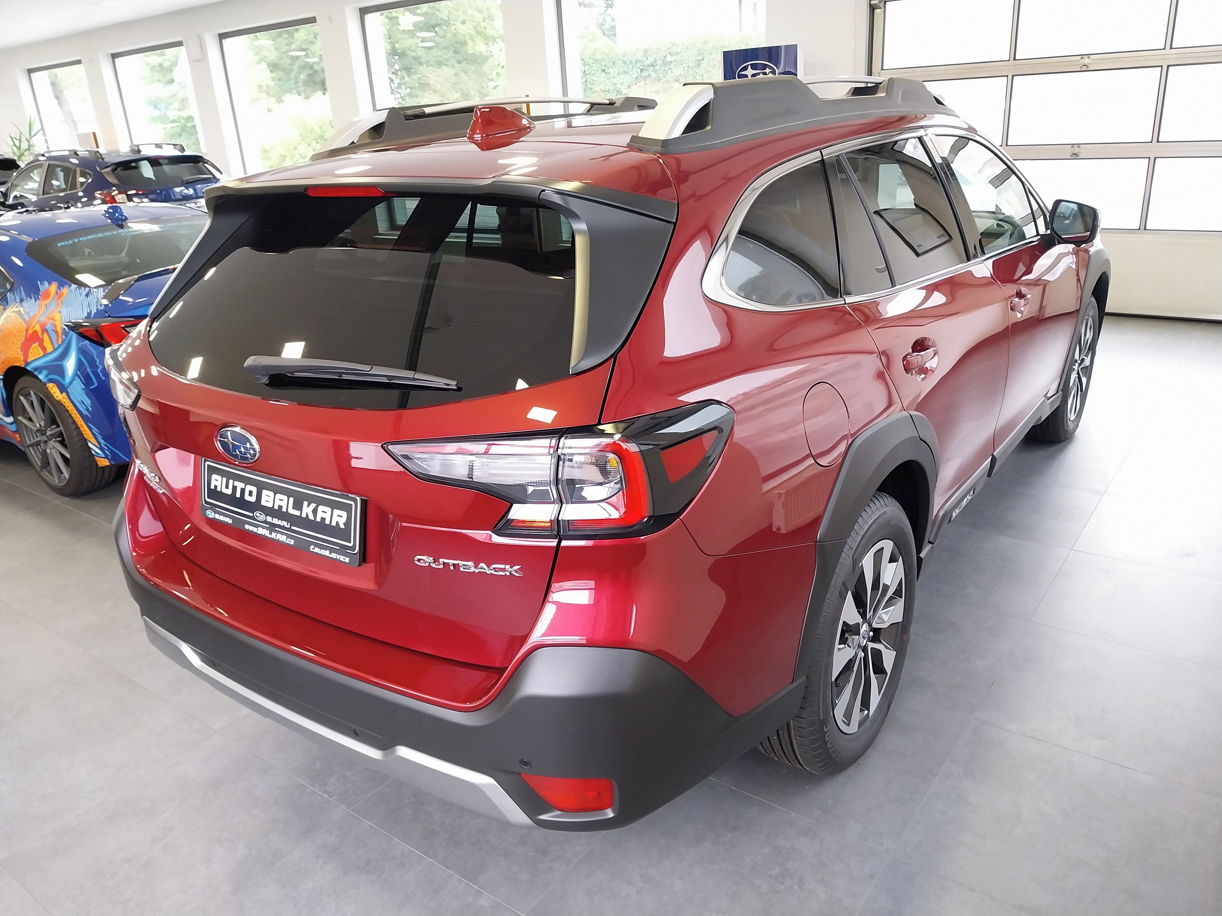 Subaru Outback, 2.5i Touring + Hnědá kůže - fotka 6