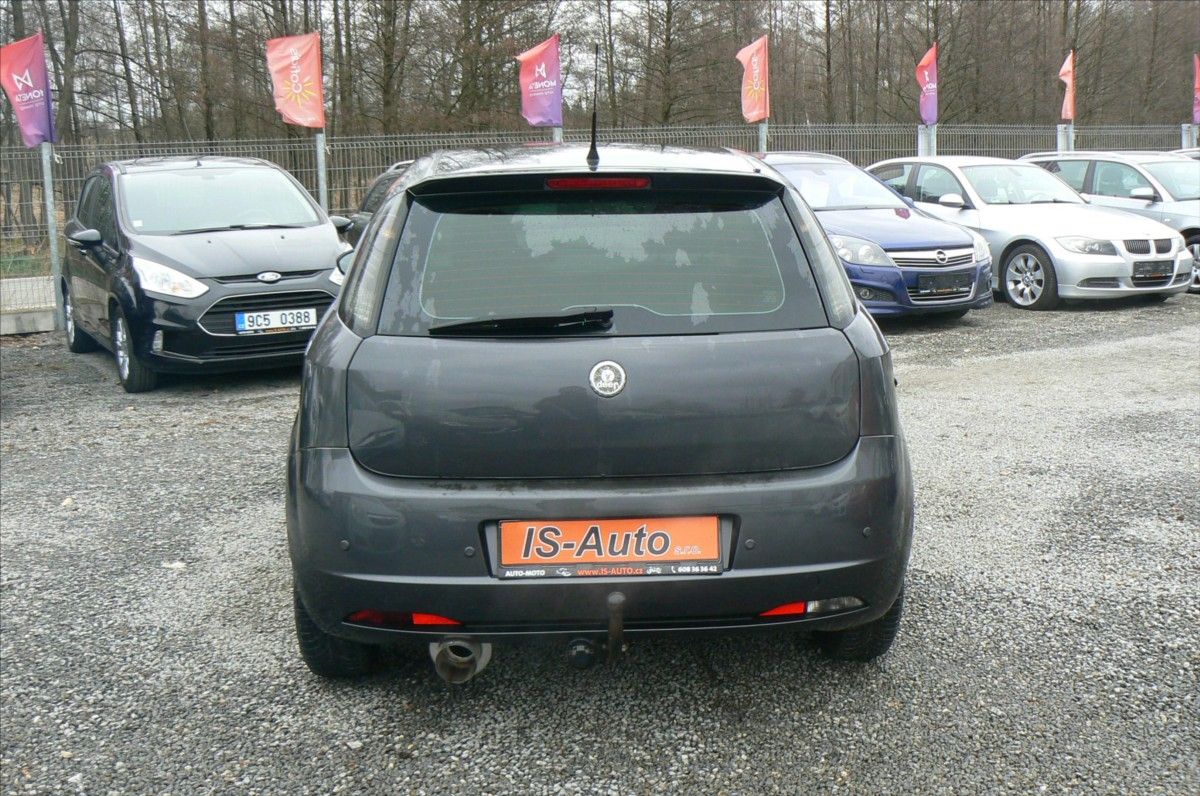 Fiat Punto, 1,4 -2 MÍSTA - 5 MÍST v TP - fotka 6