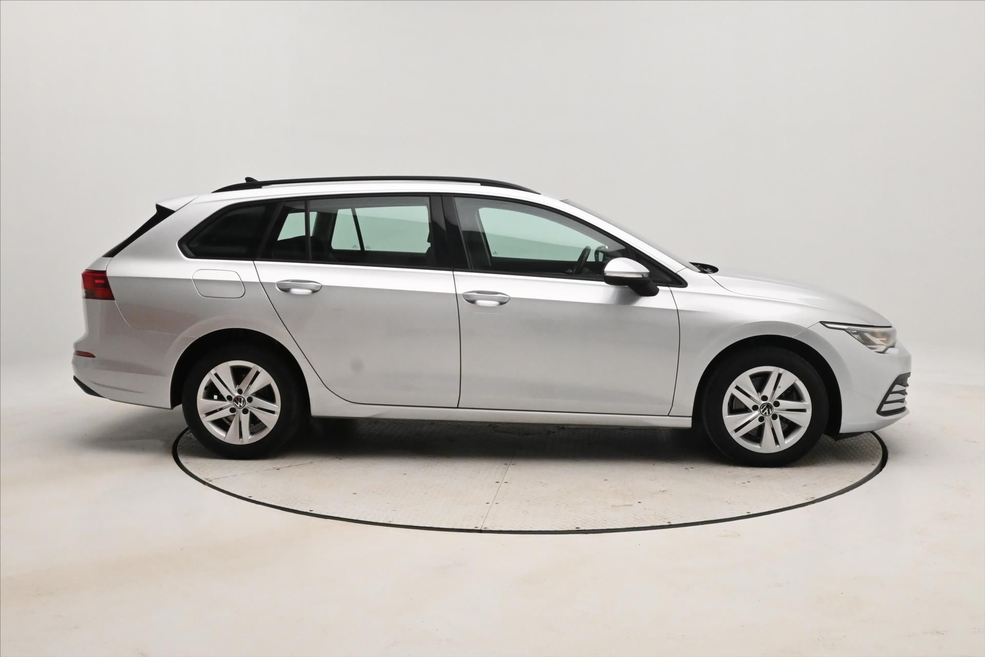 Volkswagen Golf, 2,0 TDI 85 kW DSG Life Záruka - fotka 4
